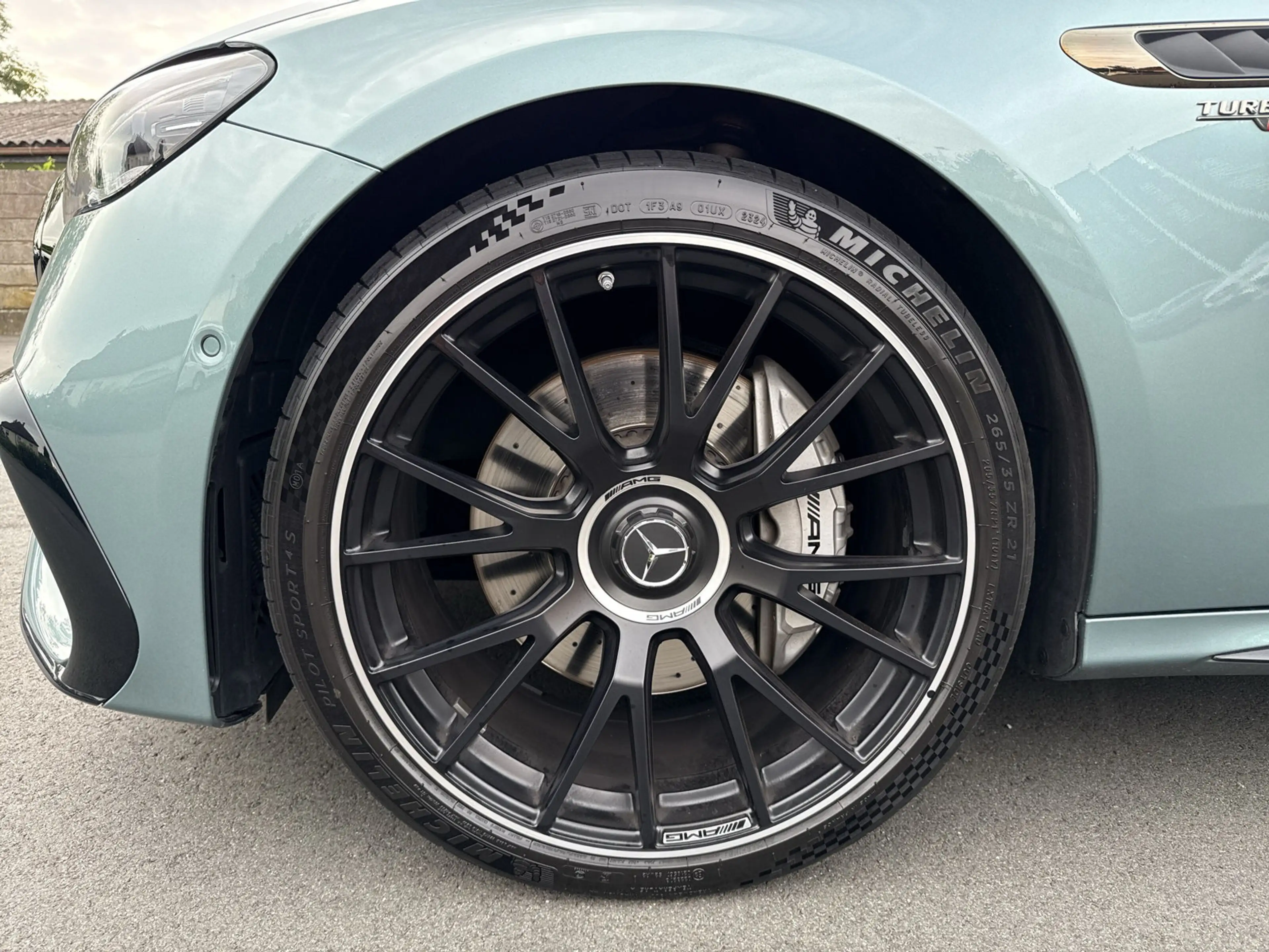 Mercedes-Benz E 53 AMG Hybrid 4MATIC T-Modell LED AHK SHZ — photo 13