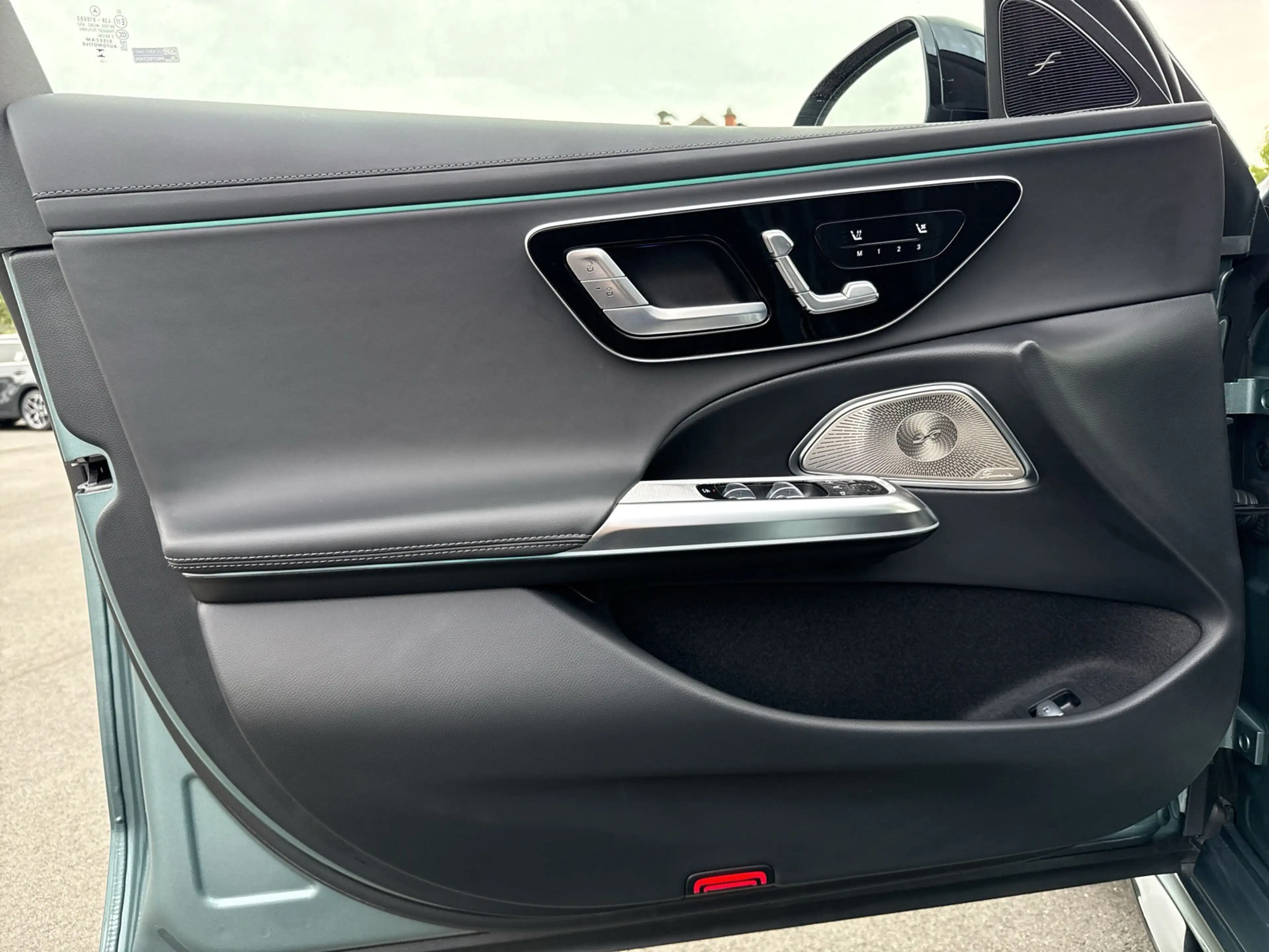 Mercedes-Benz E 53 AMG Hybrid 4MATIC T-Modell LED AHK SHZ — photo 11
