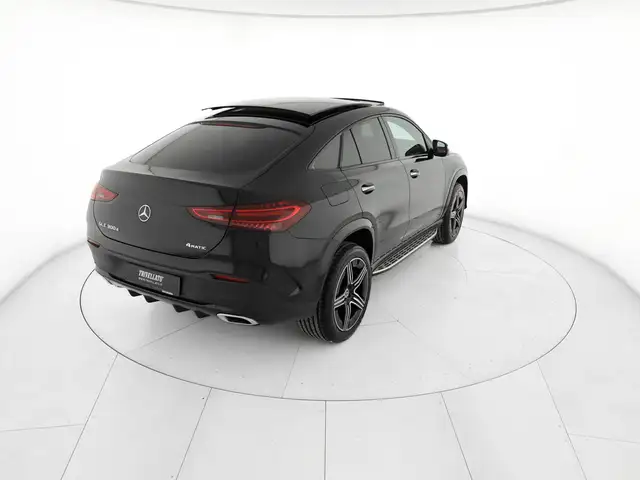Mercedes-Benz Gle view 3