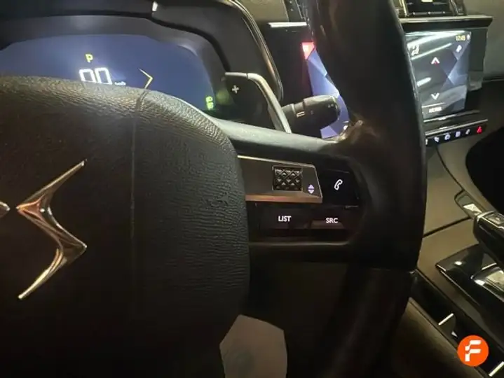 DS 7 Crossback 2018, foto 12
