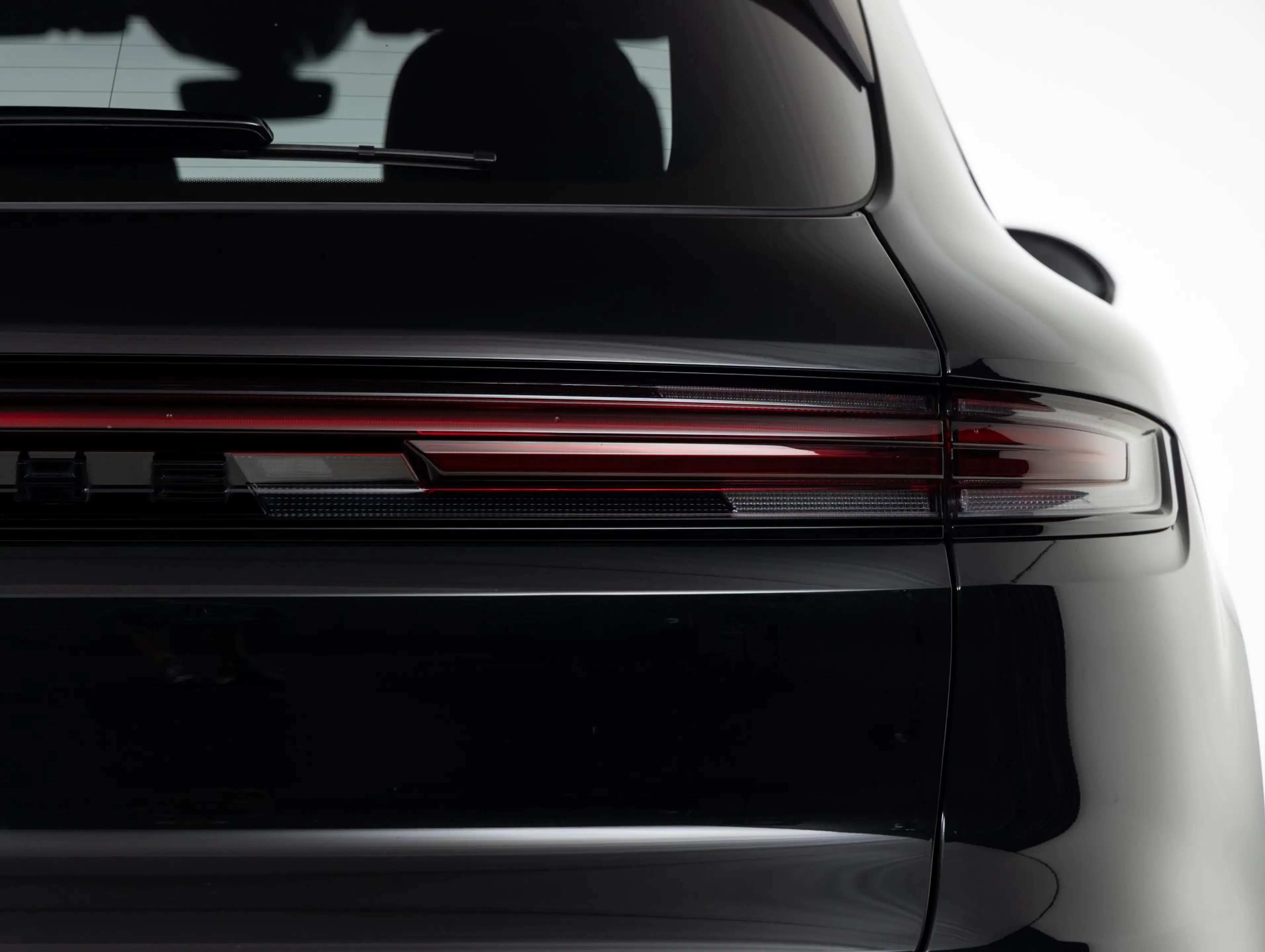 Porsche Cayenne S E-Hybrid — photo 29