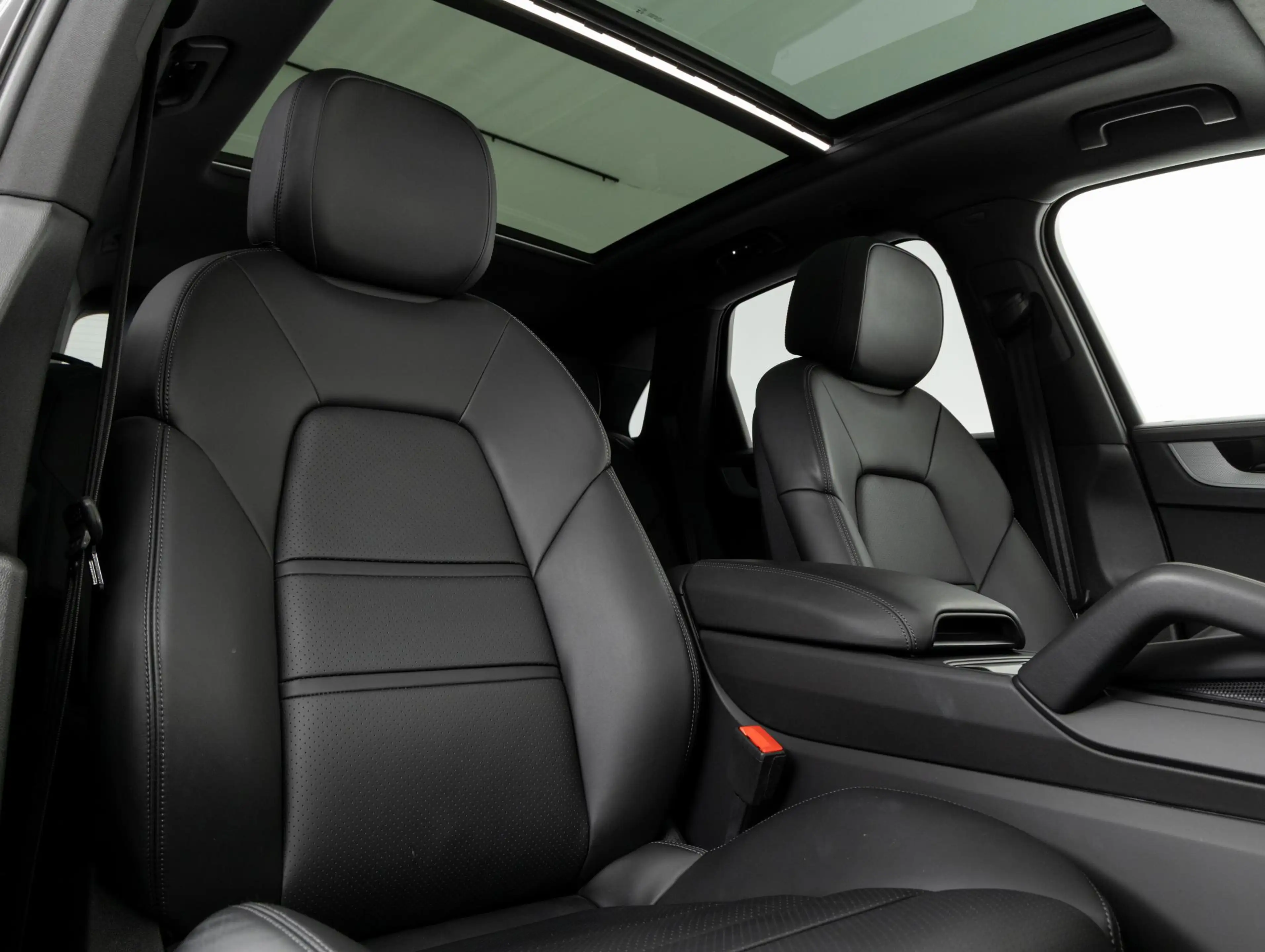 Porsche Cayenne S E-Hybrid — photo 8