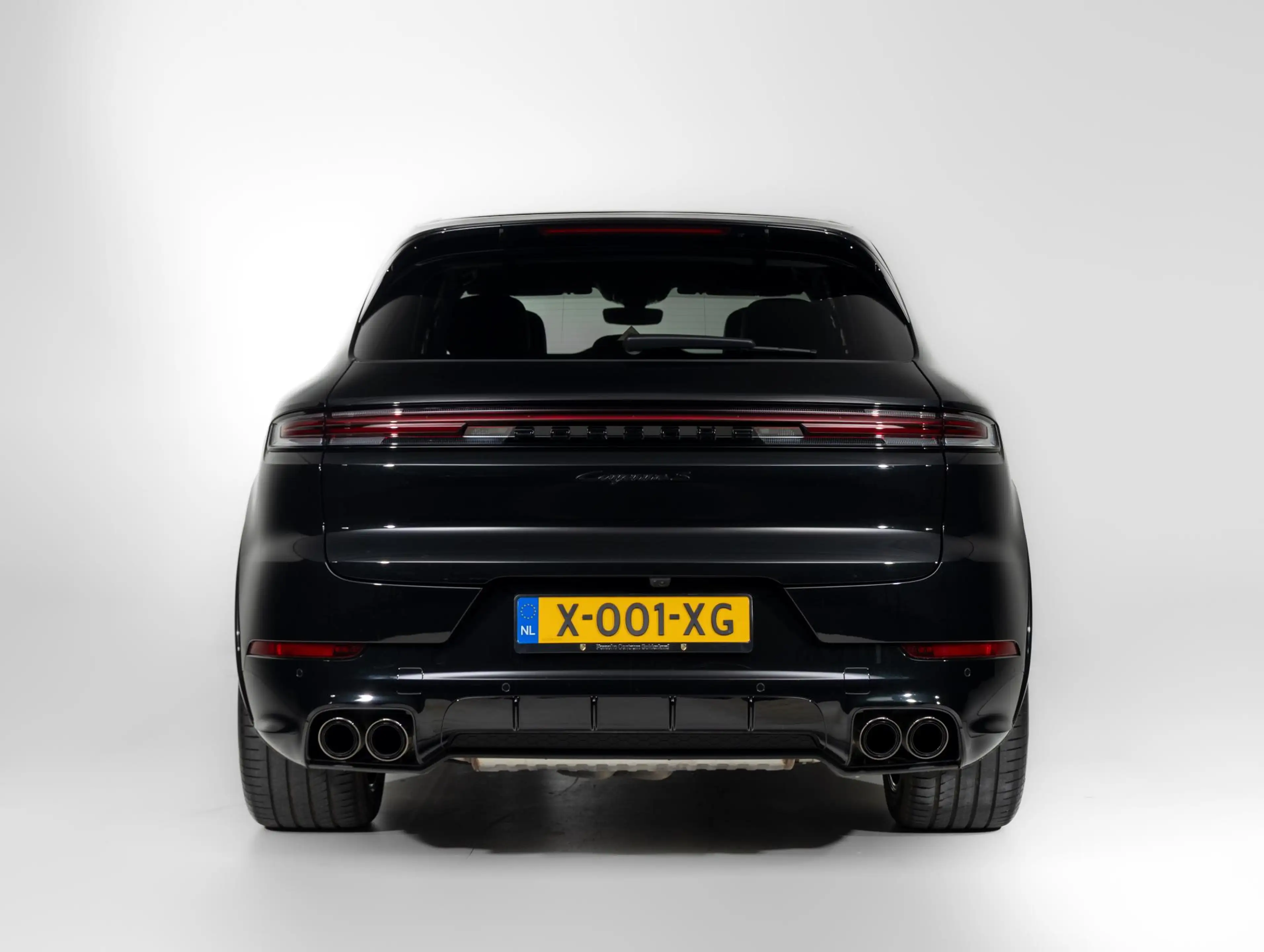 Porsche Cayenne S E-Hybrid — photo 13