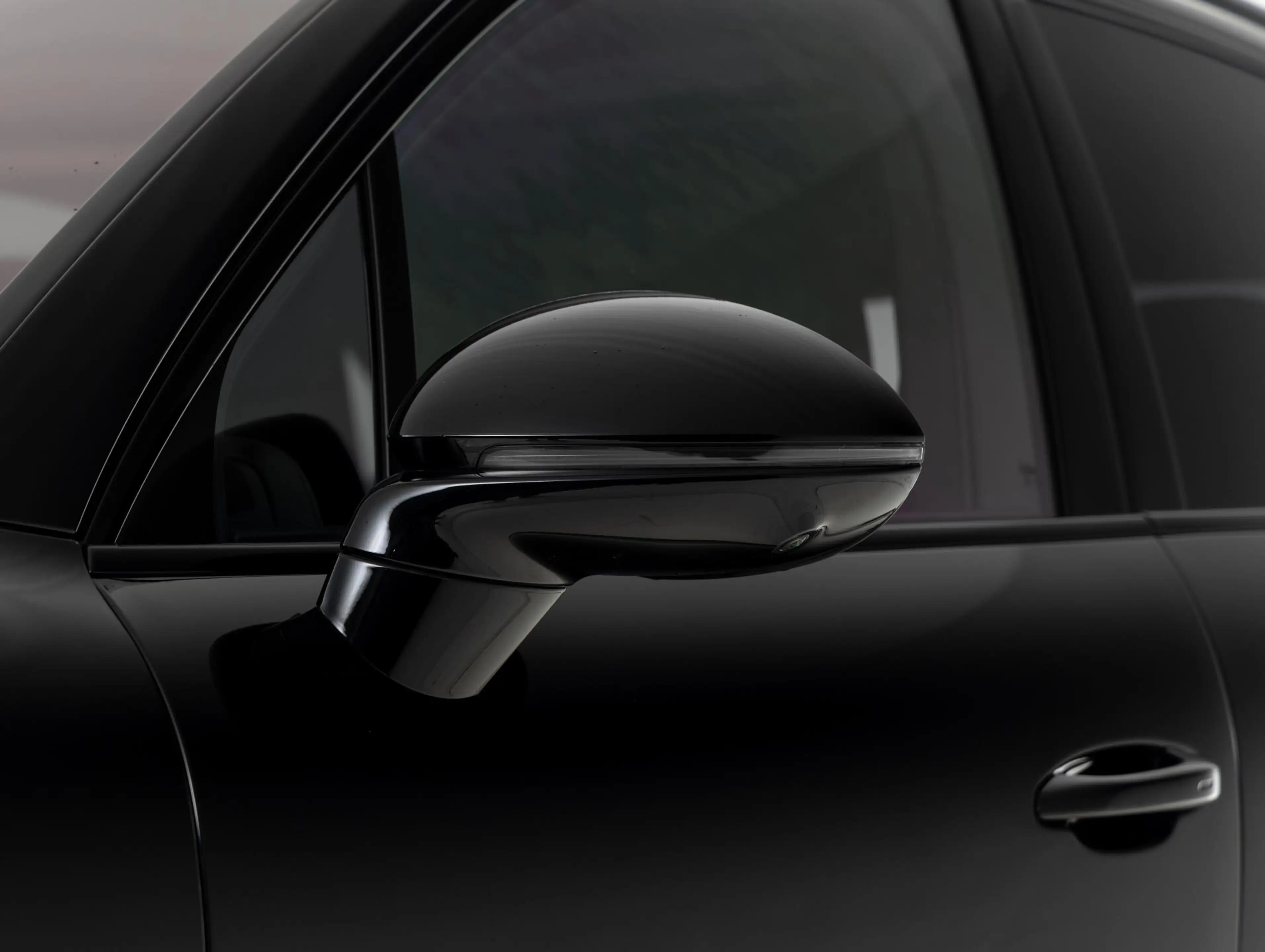 Porsche Cayenne S E-Hybrid — photo 22