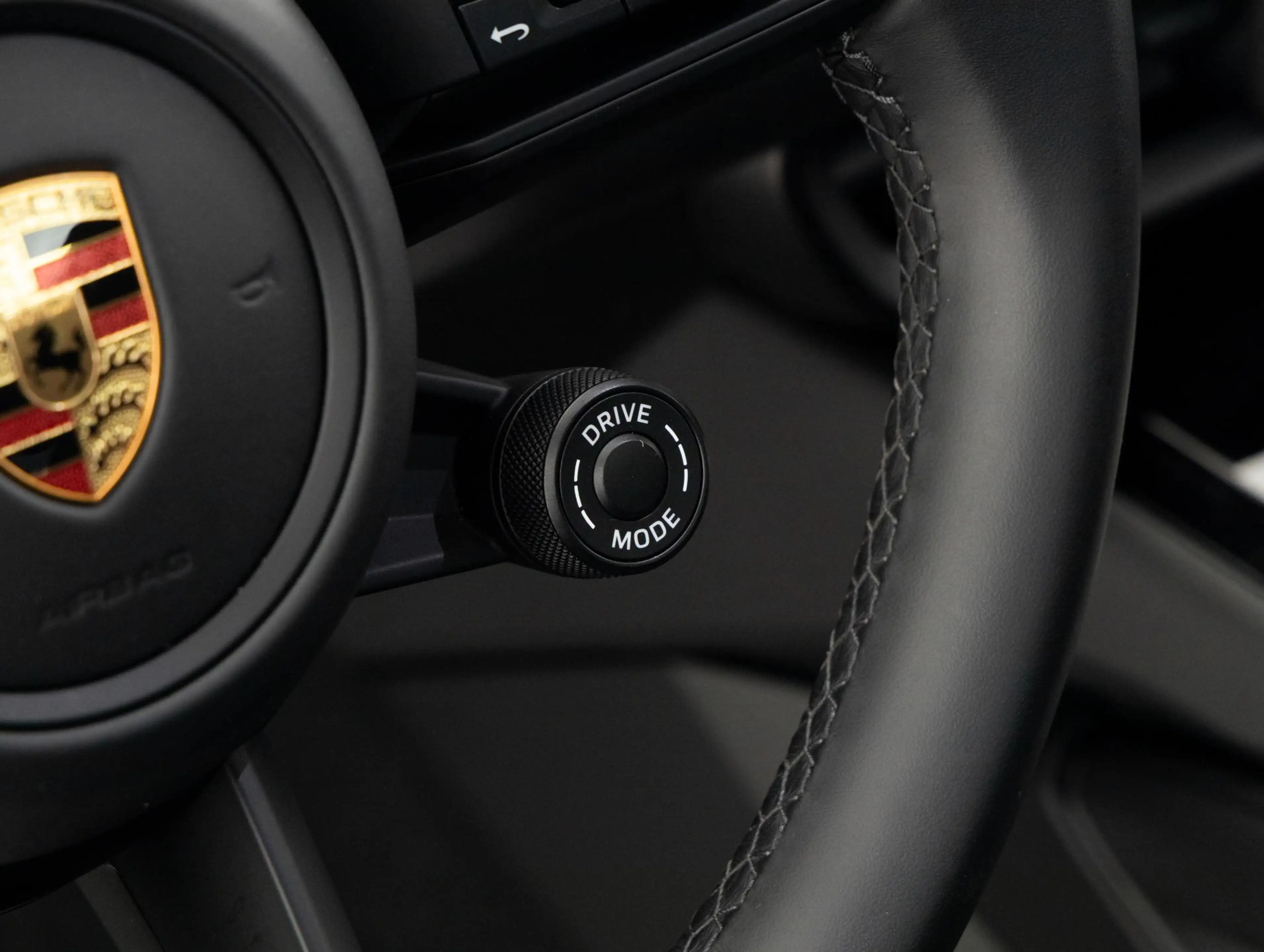 Porsche Cayenne S E-Hybrid — photo 36