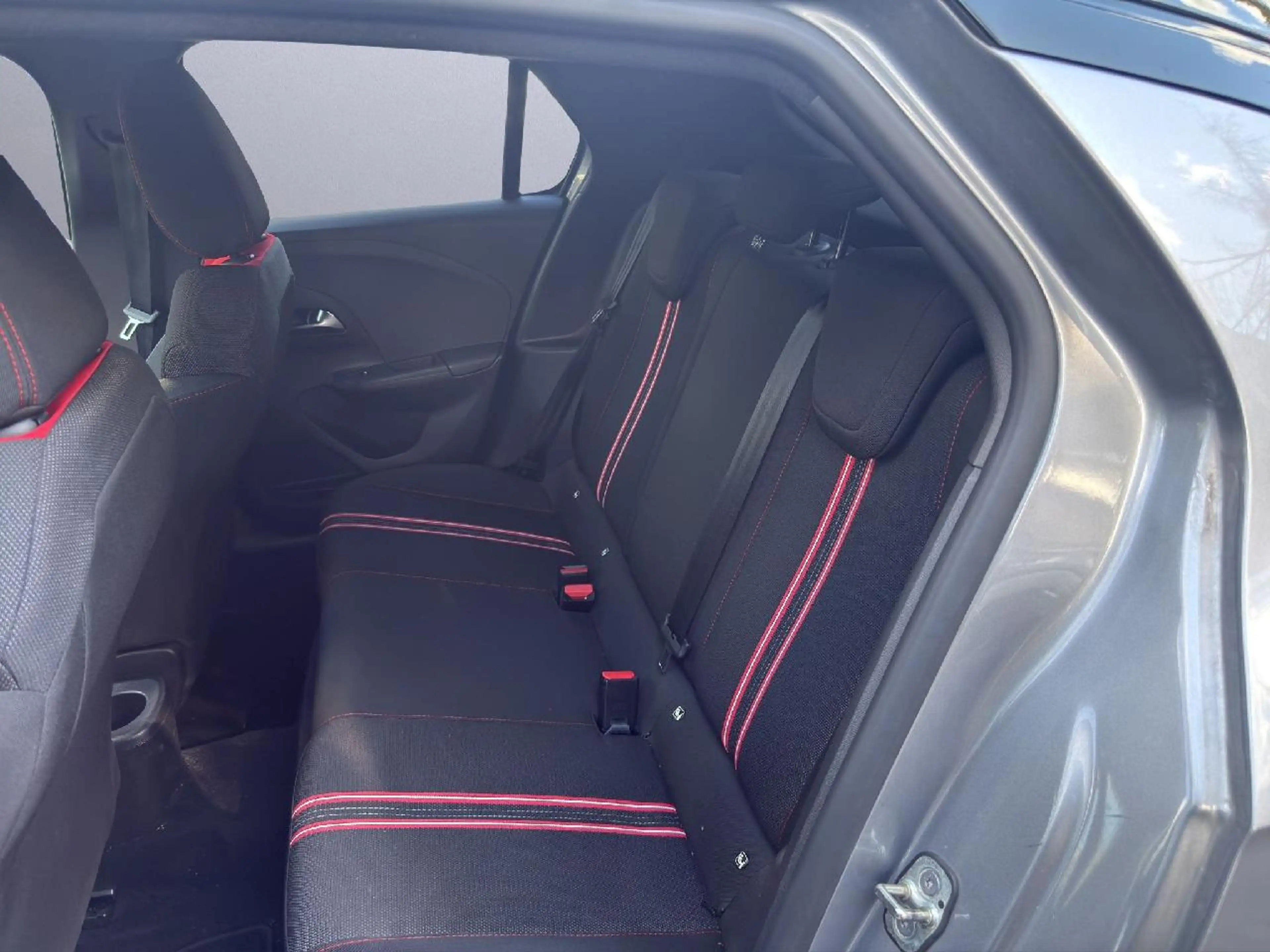 Opel Corsa-e Corsa-e GS Line 11kW Sitzheiz. Allwetter — photo 11