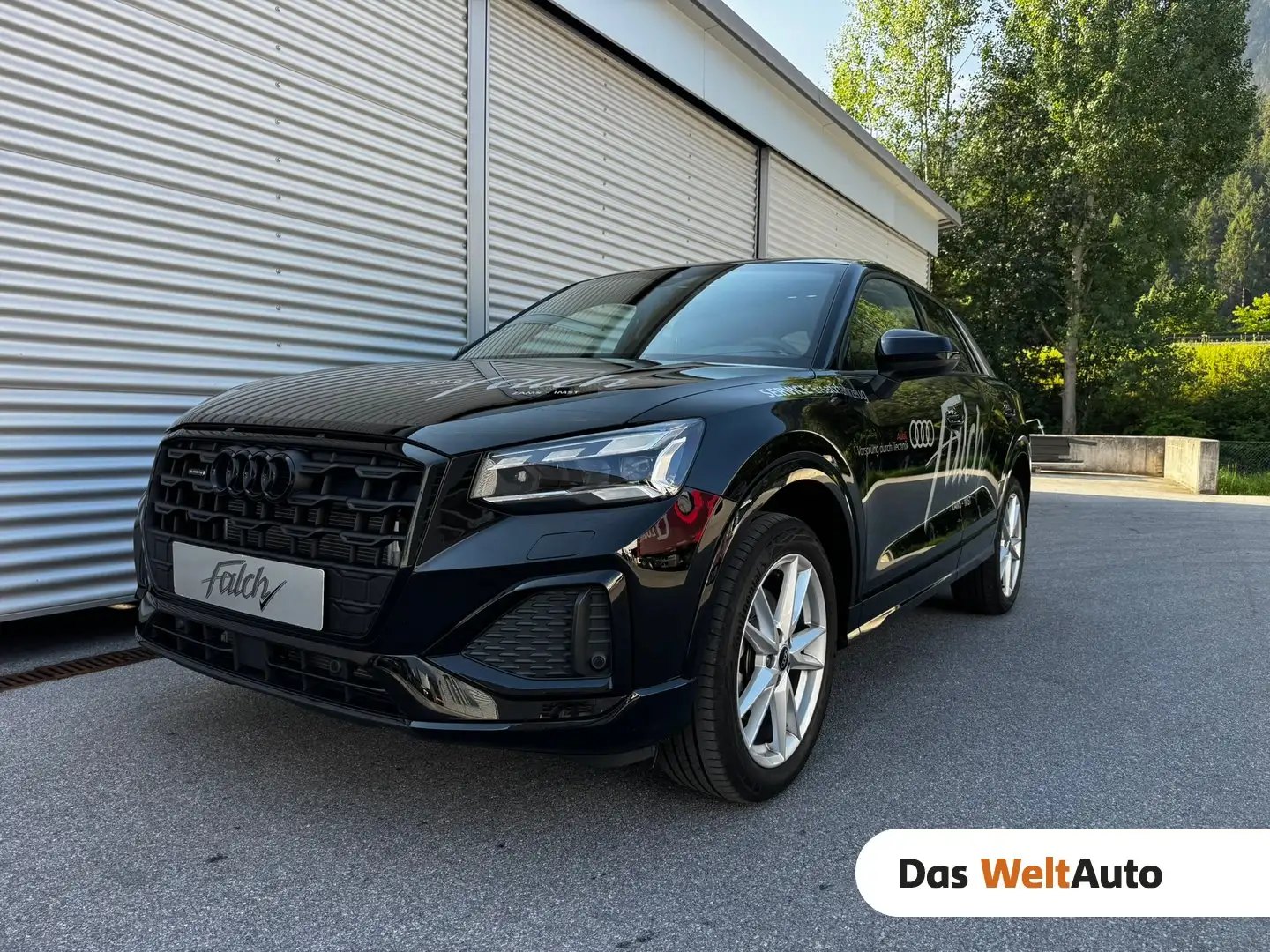 Audi Q2 35 TDI quattro admired Schwarz - 1