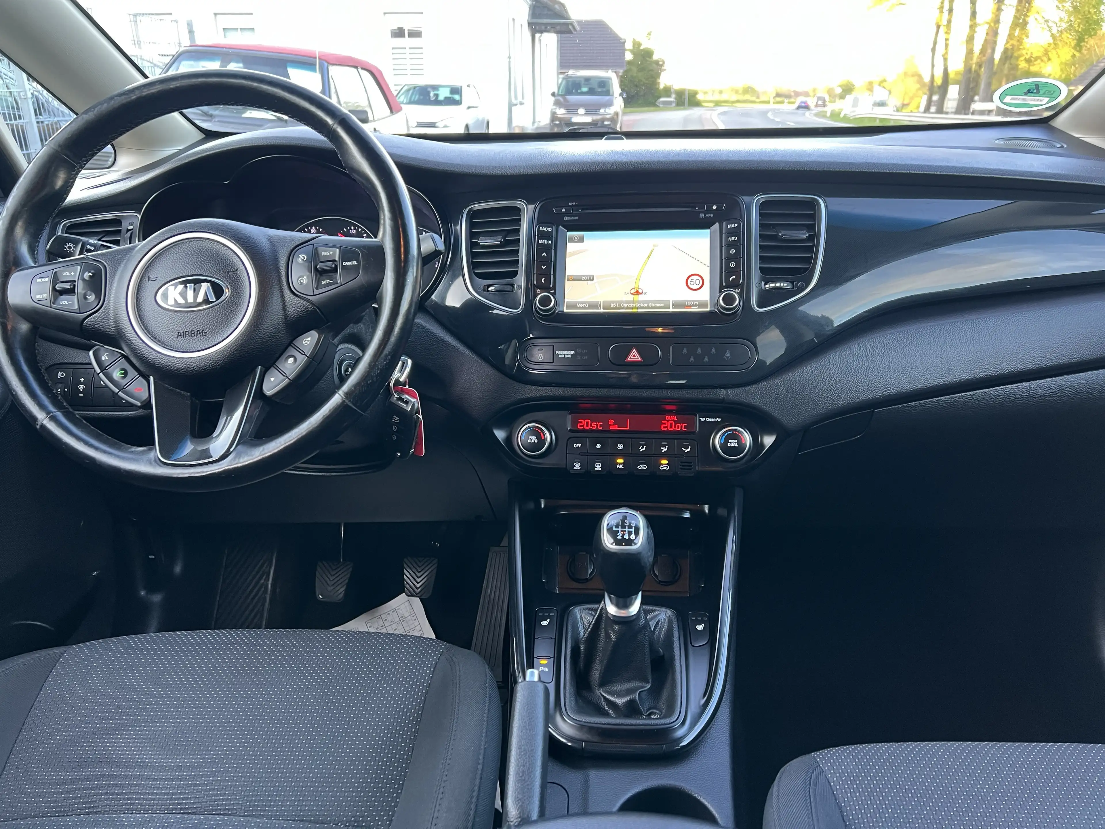 Kia Carens UEFA Euro 2016 Klima Navi 7 Sitze — photo 5