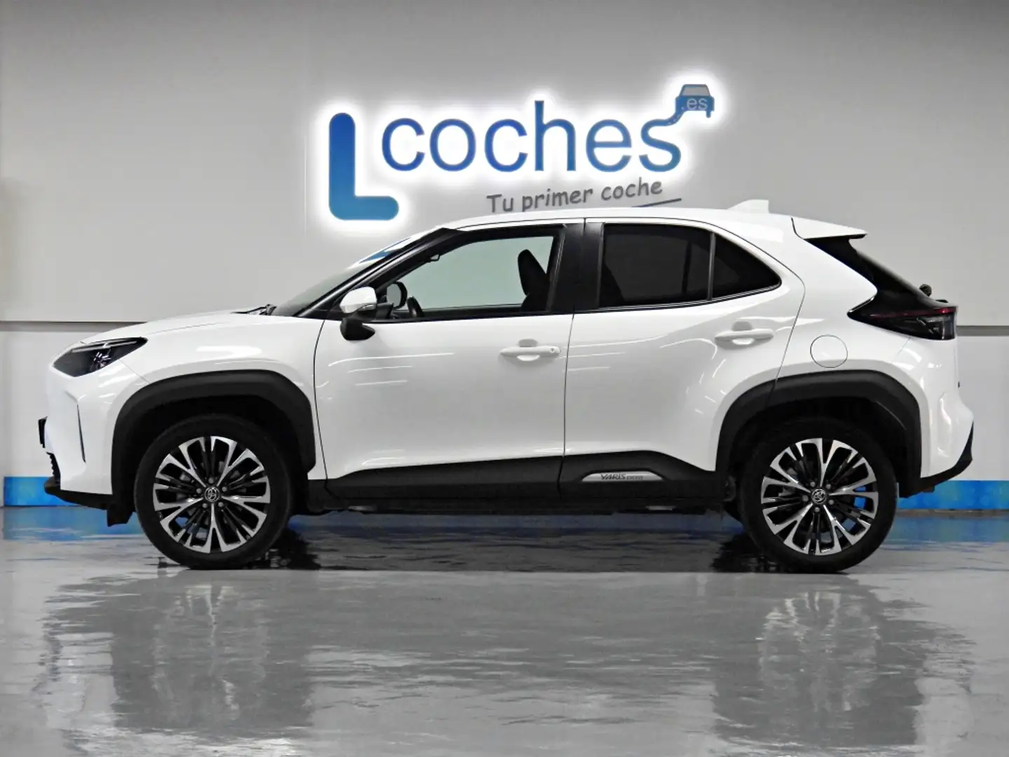 Toyota Yaris Cross 120H Style Blanco - 1