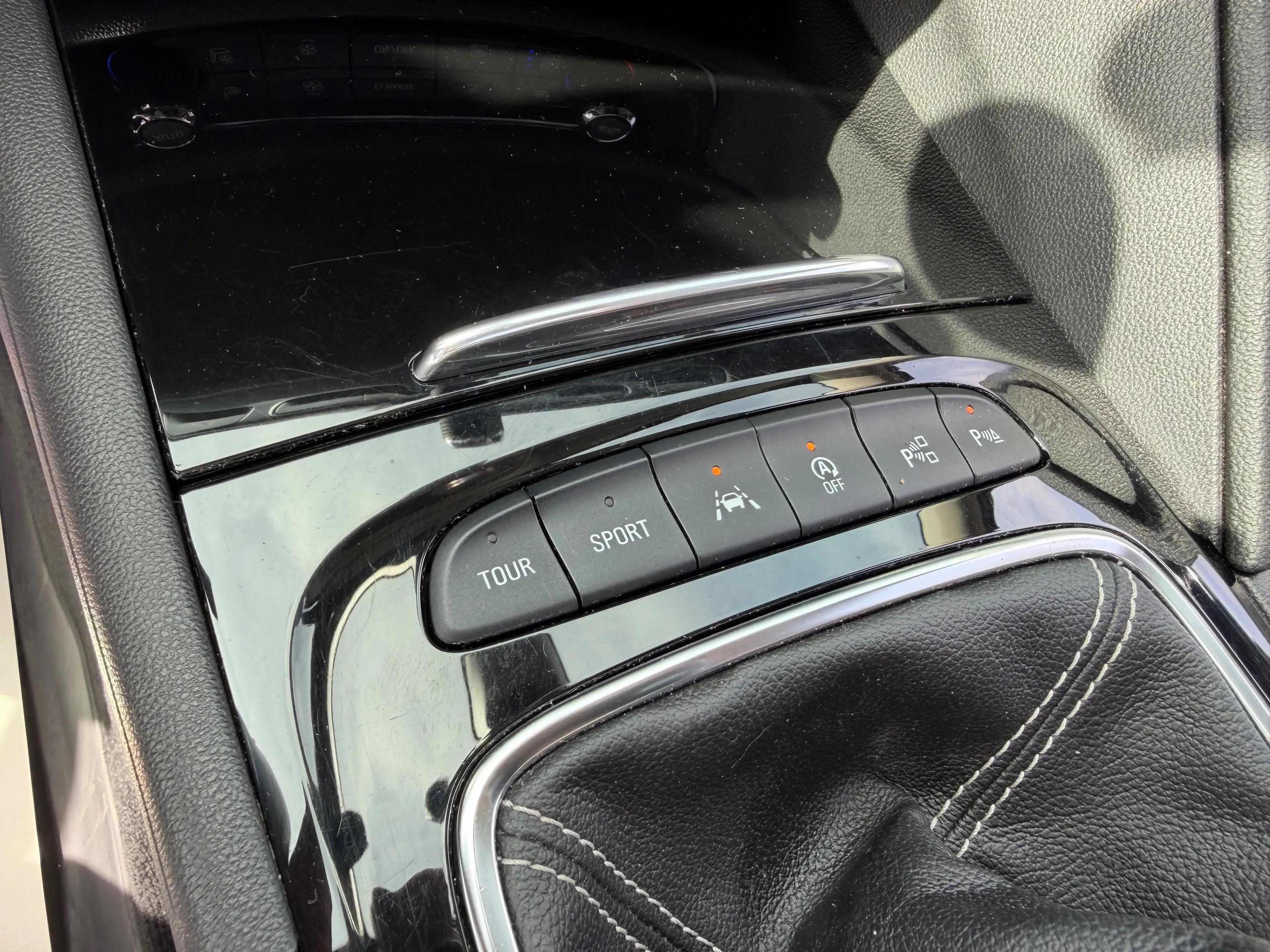 Opel Insignia Grand Sport 1.6 CDTI FULL LED / NAVI PRO / SIEGE MEM / JANTES / — photo 15