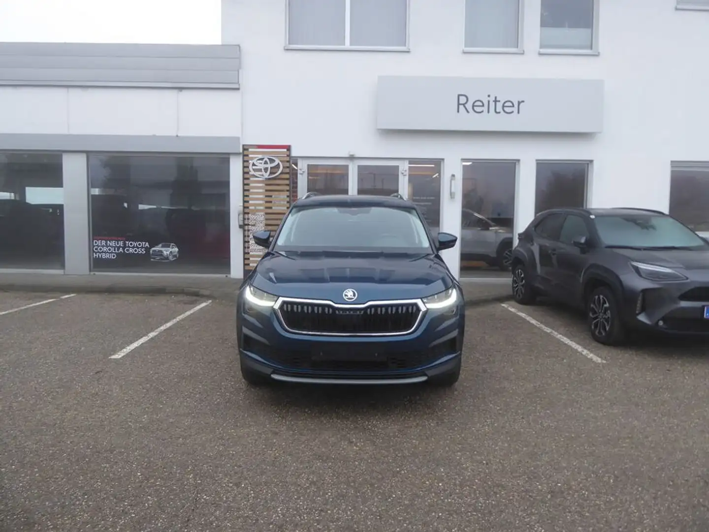 Skoda Kodiaq 2,0 TDI DSG *LED*SHZ*LANE/SIDE* Blau - 1