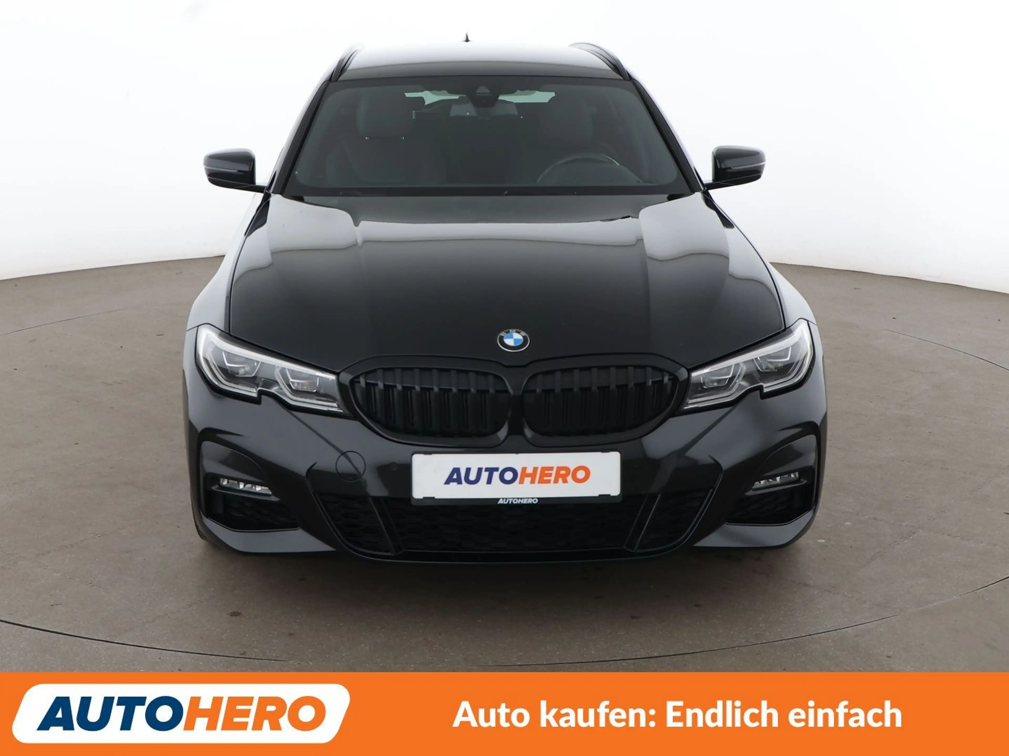 BMW 320 320i M Sport Aut.*NAVI*TEMPO*CAM*PDC*SHZ* — photo 9