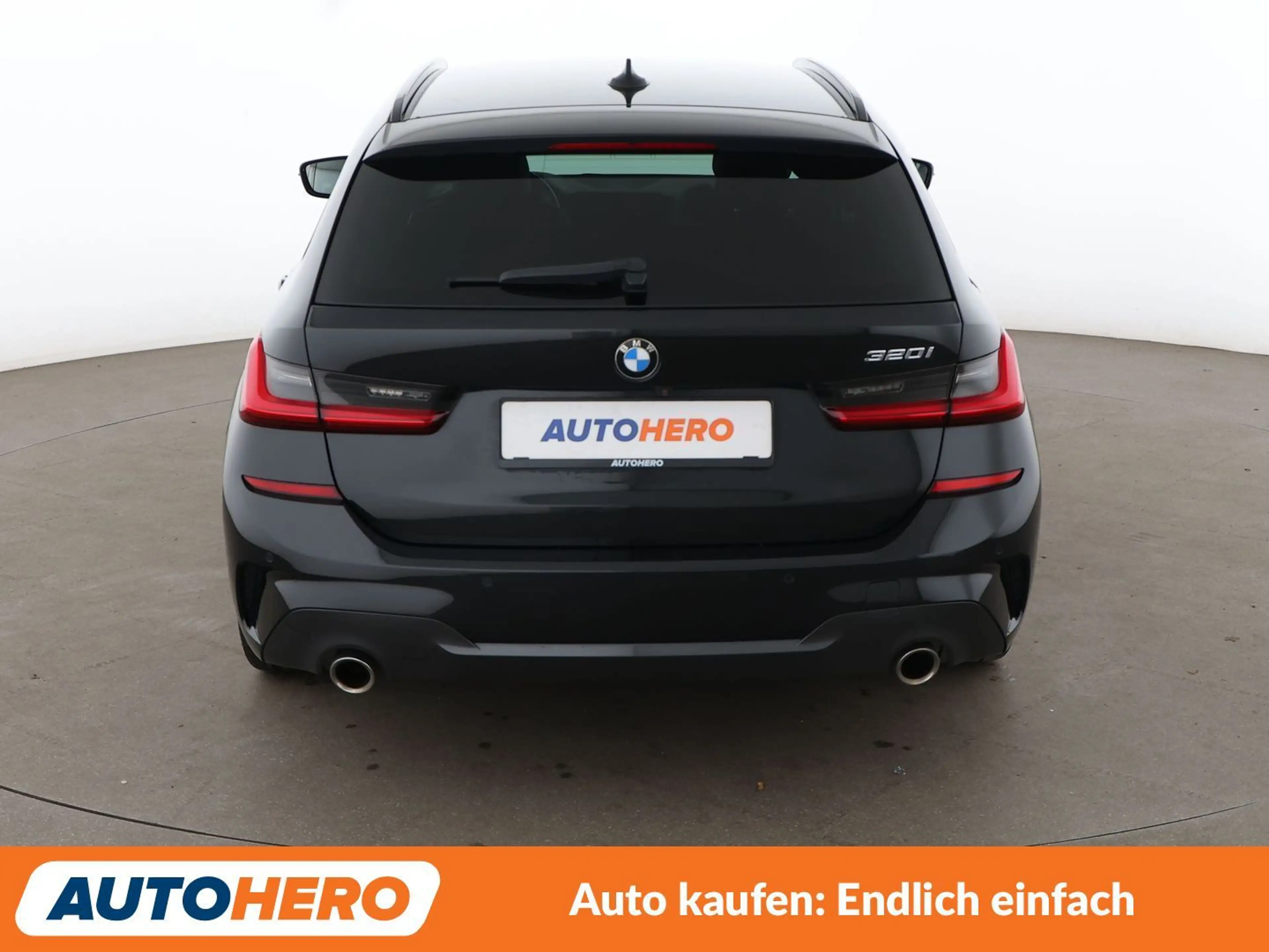 BMW 320 320i M Sport Aut.*NAVI*TEMPO*CAM*PDC*SHZ* — photo 5