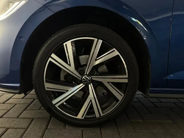 Volkswagen Polo view 11