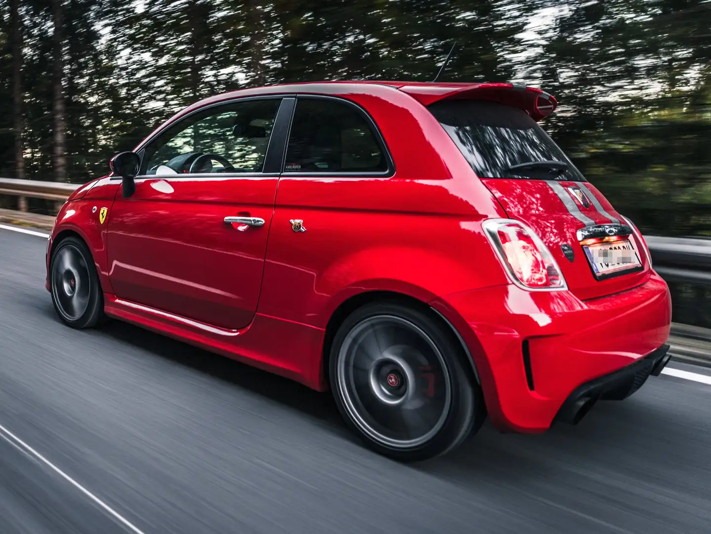 Fiat 500 Abarth Ferrari Dealers Edition -  Nr.85/200 Rojo - 2