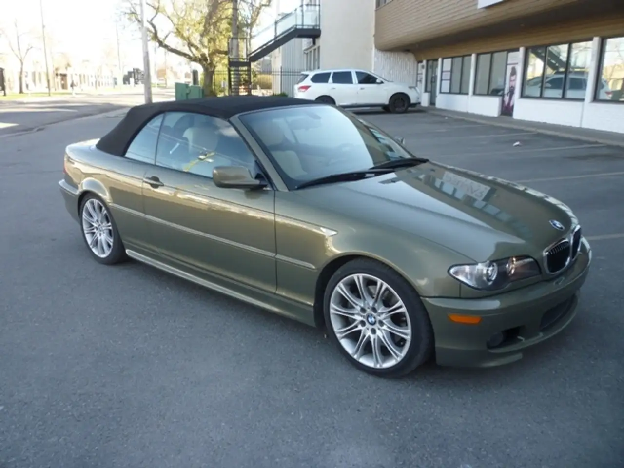 BMW 3 Series снимка BMW 3 Series