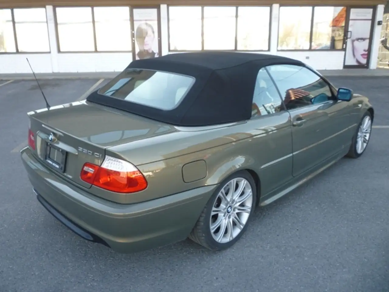 BMW 3 Series снимка BMW 3 Series