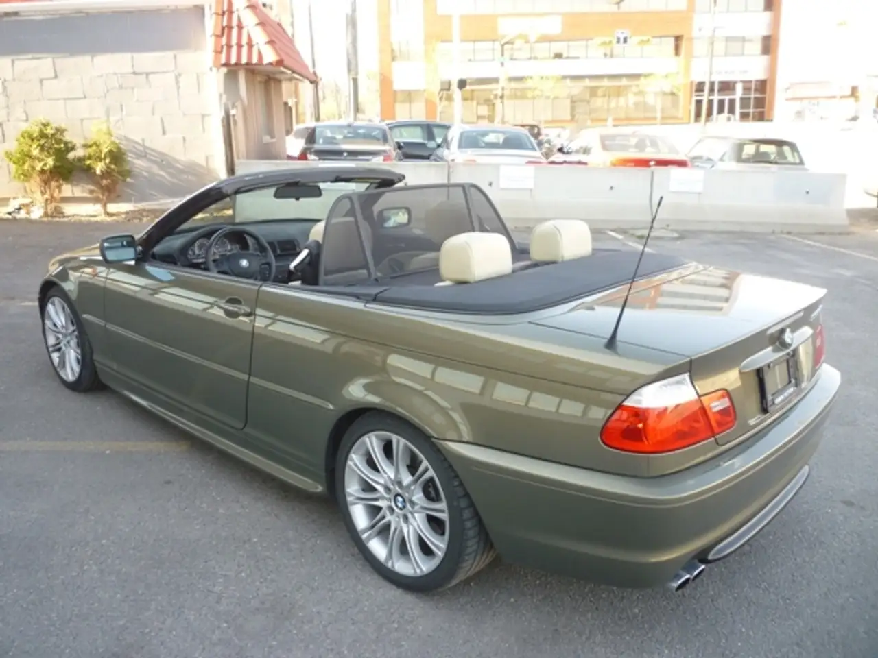 BMW 3 Series снимка BMW 3 Series