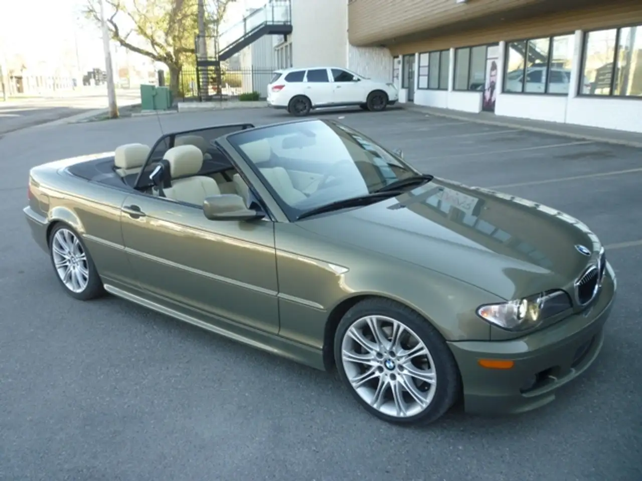 BMW 3 Series снимка BMW 3 Series