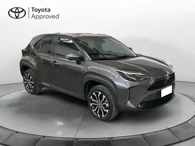Toyota Yaris Cross view 2