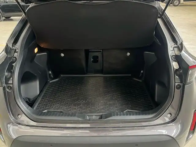 Toyota Yaris Cross view 9