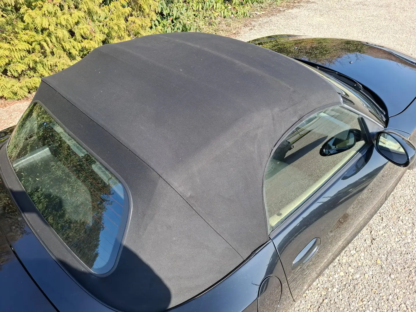 BMW Z4 Z4 2,2i Österreich-Paket, Cosmossschwarz metallic Schwarz - 2