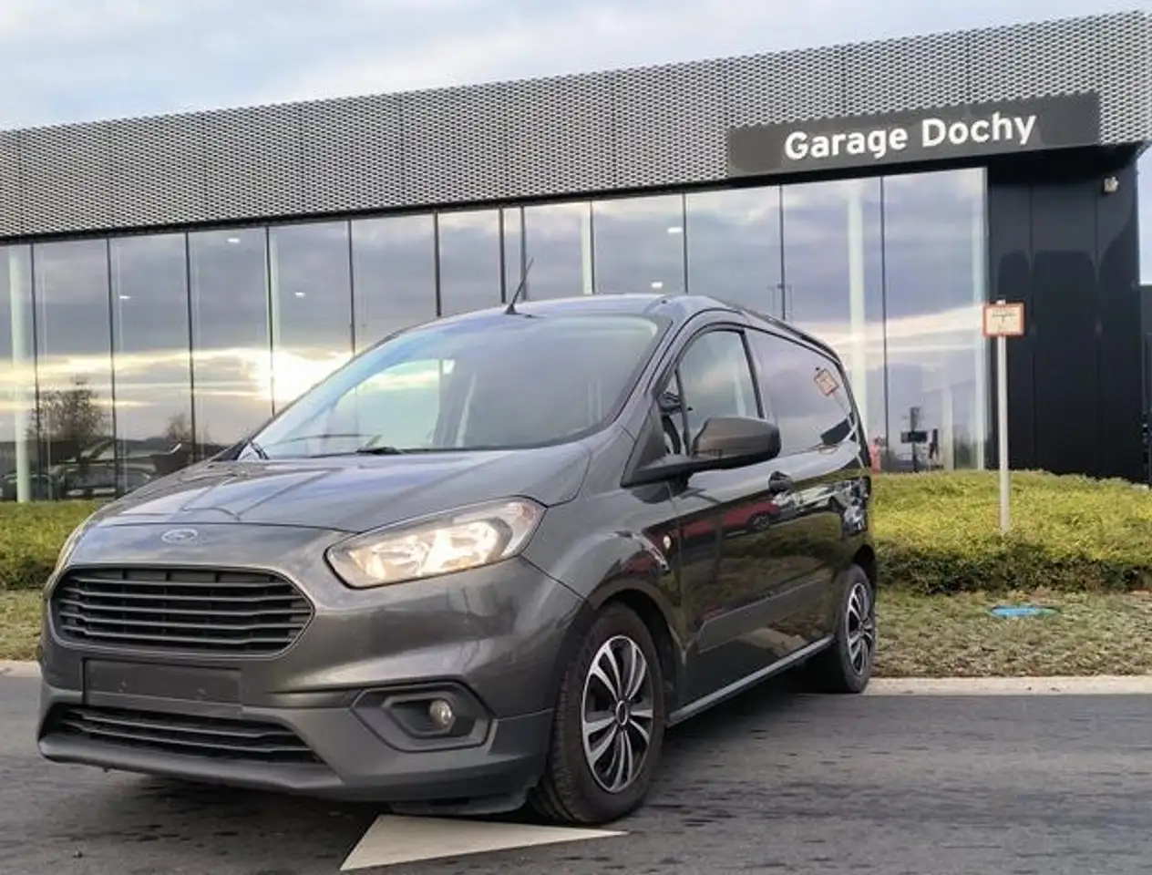 Ford Transit Courier