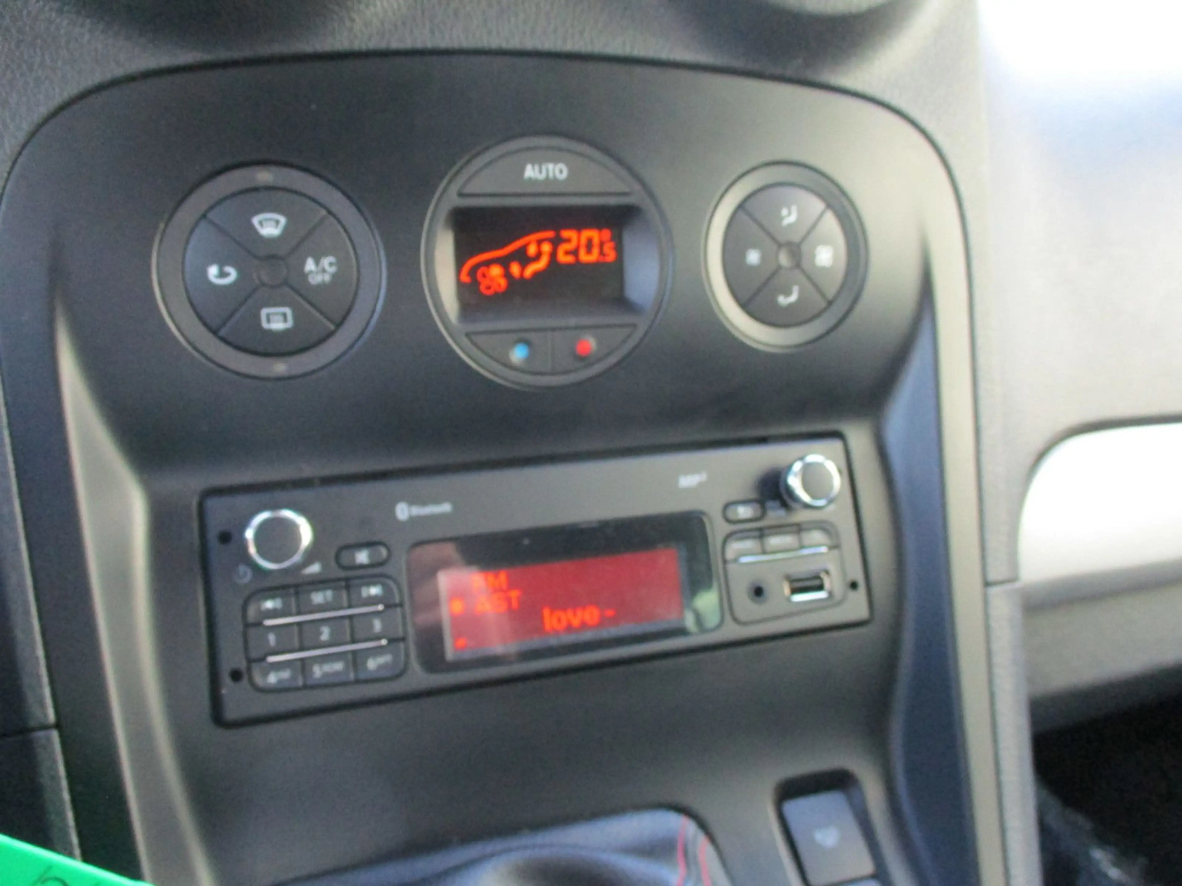 Mercedes-Benz Citan Kombi 111 CDI lang Tourer Edition — photo 16