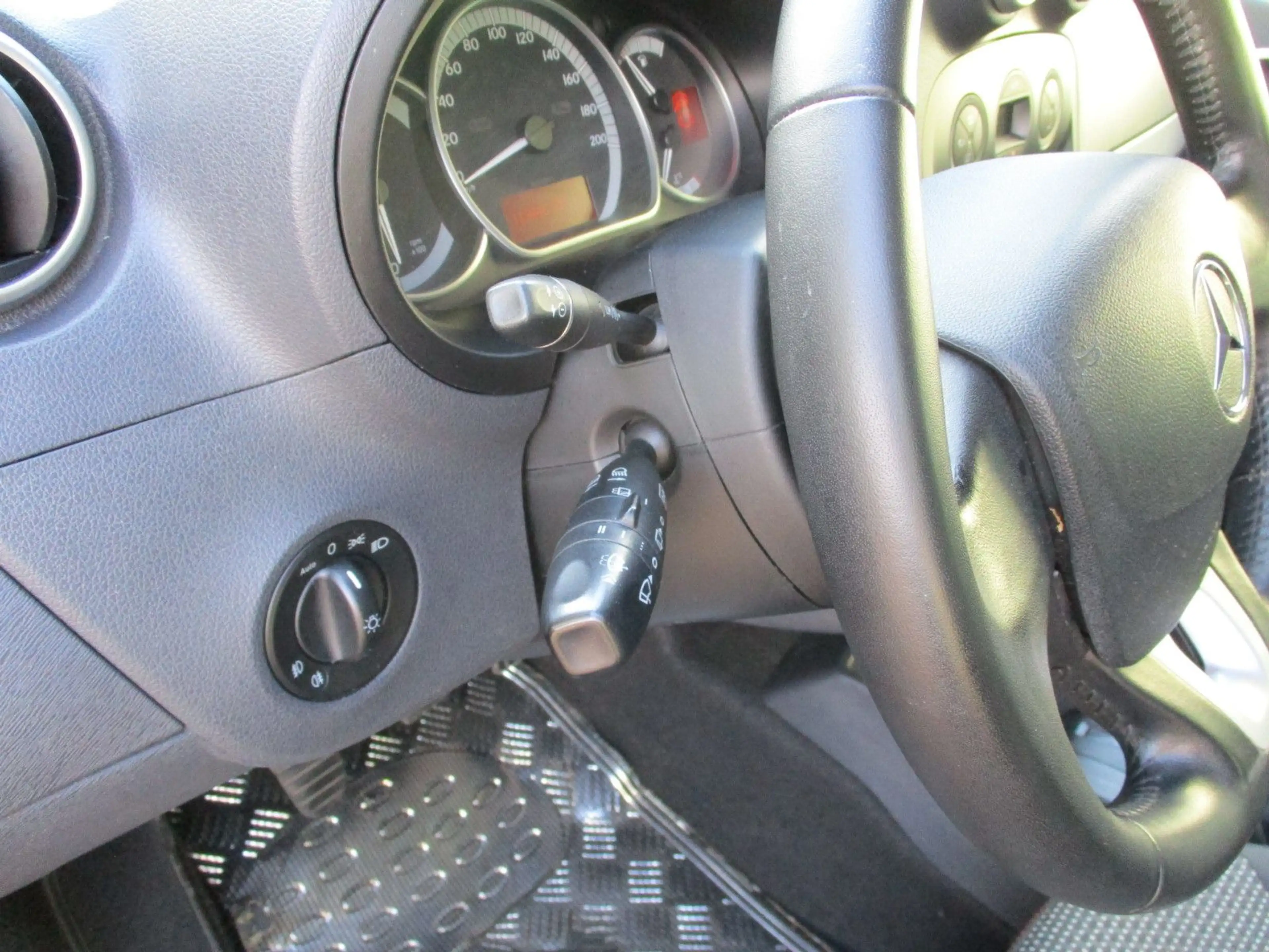 Mercedes-Benz Citan Kombi 111 CDI lang Tourer Edition — photo 13