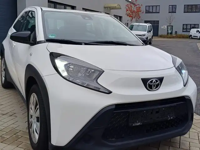 Toyota Aygo X Play ACC* Fernlichtass.*Kamera*CarPlay*DAB*Spurass