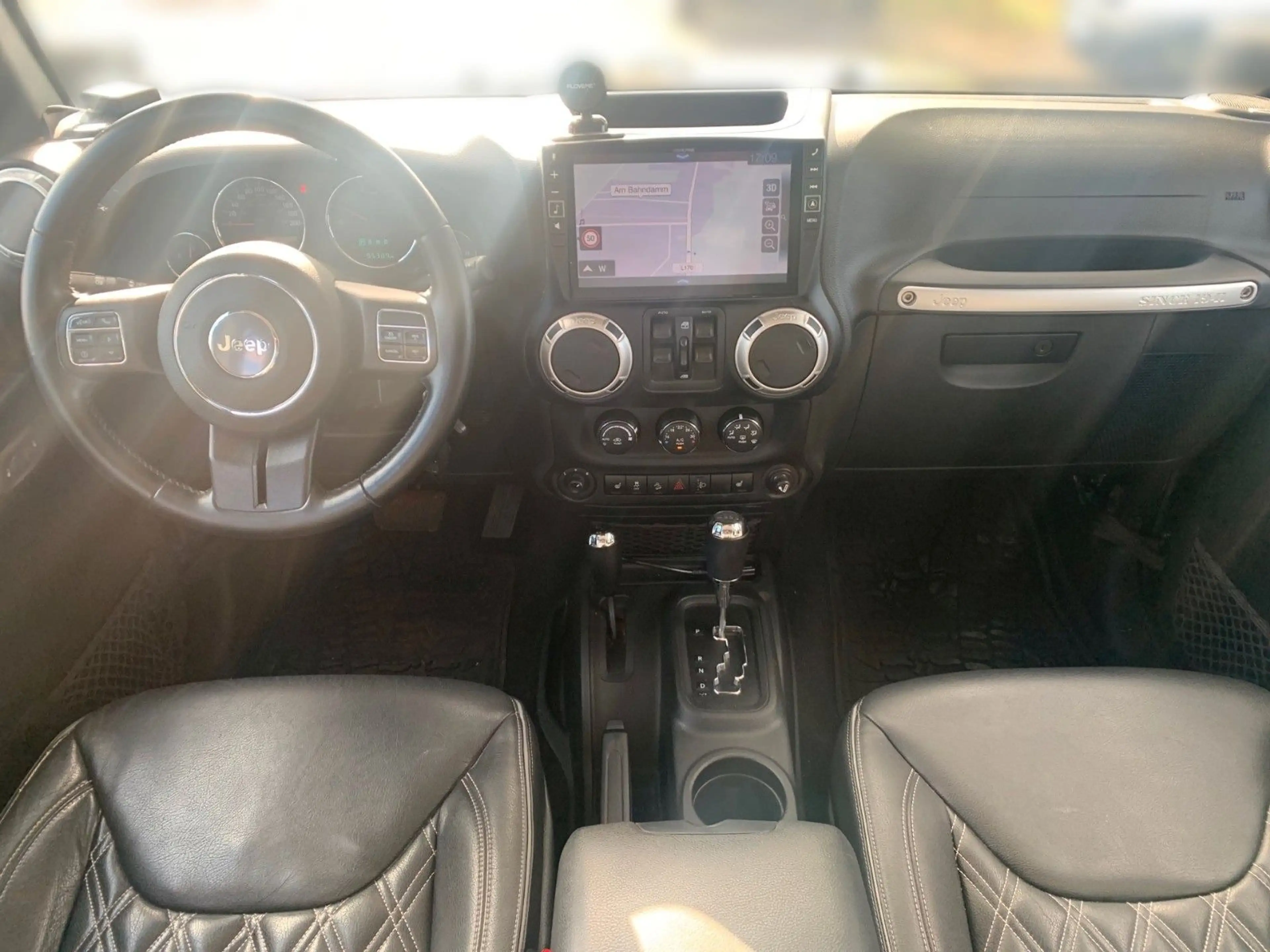 Jeep Wrangler Unlimited Hard-Top Umbau Automatik Rubi — photo 11