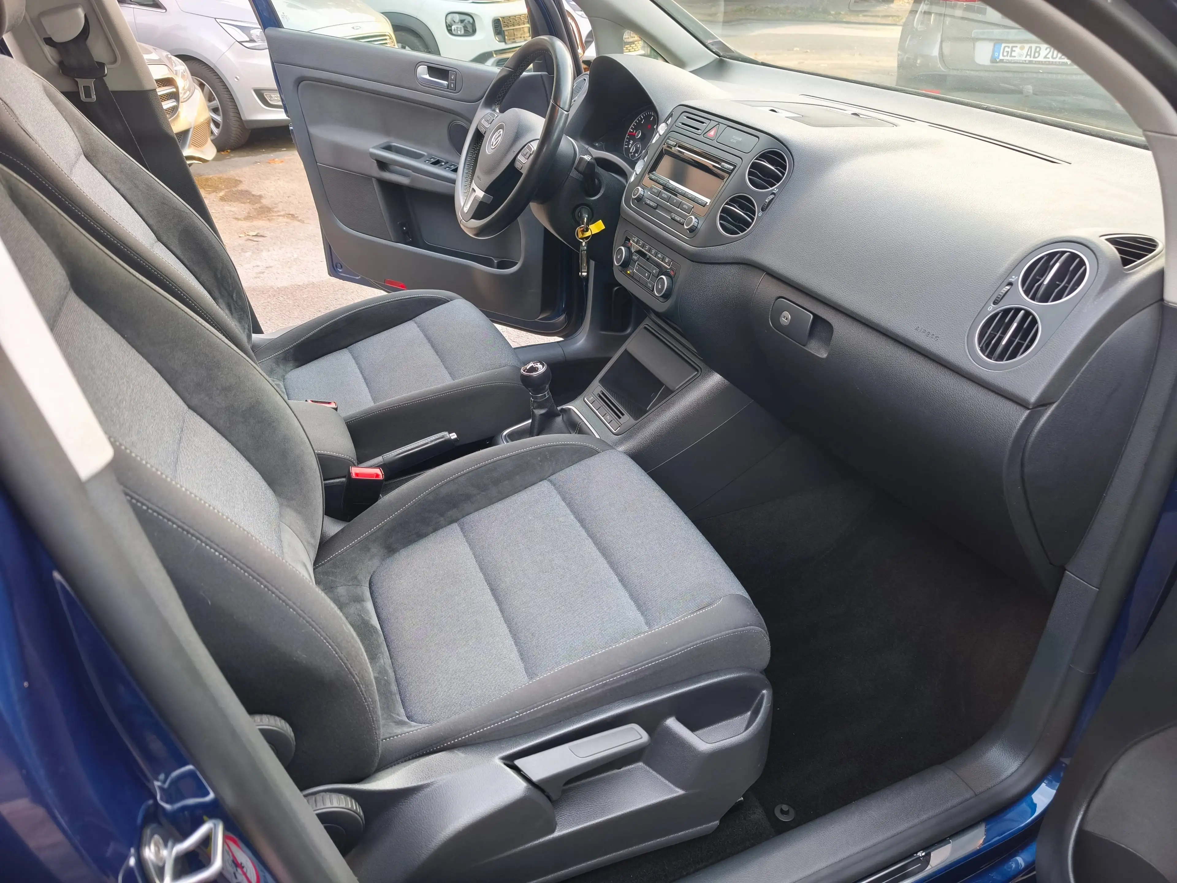 Volkswagen Golf Plus Style 1.6 TDI I.HAND/KLIMA/SHZ/PDC/TEMPOMAT/SERVICEGEPFLEGT/LS/ — photo 8