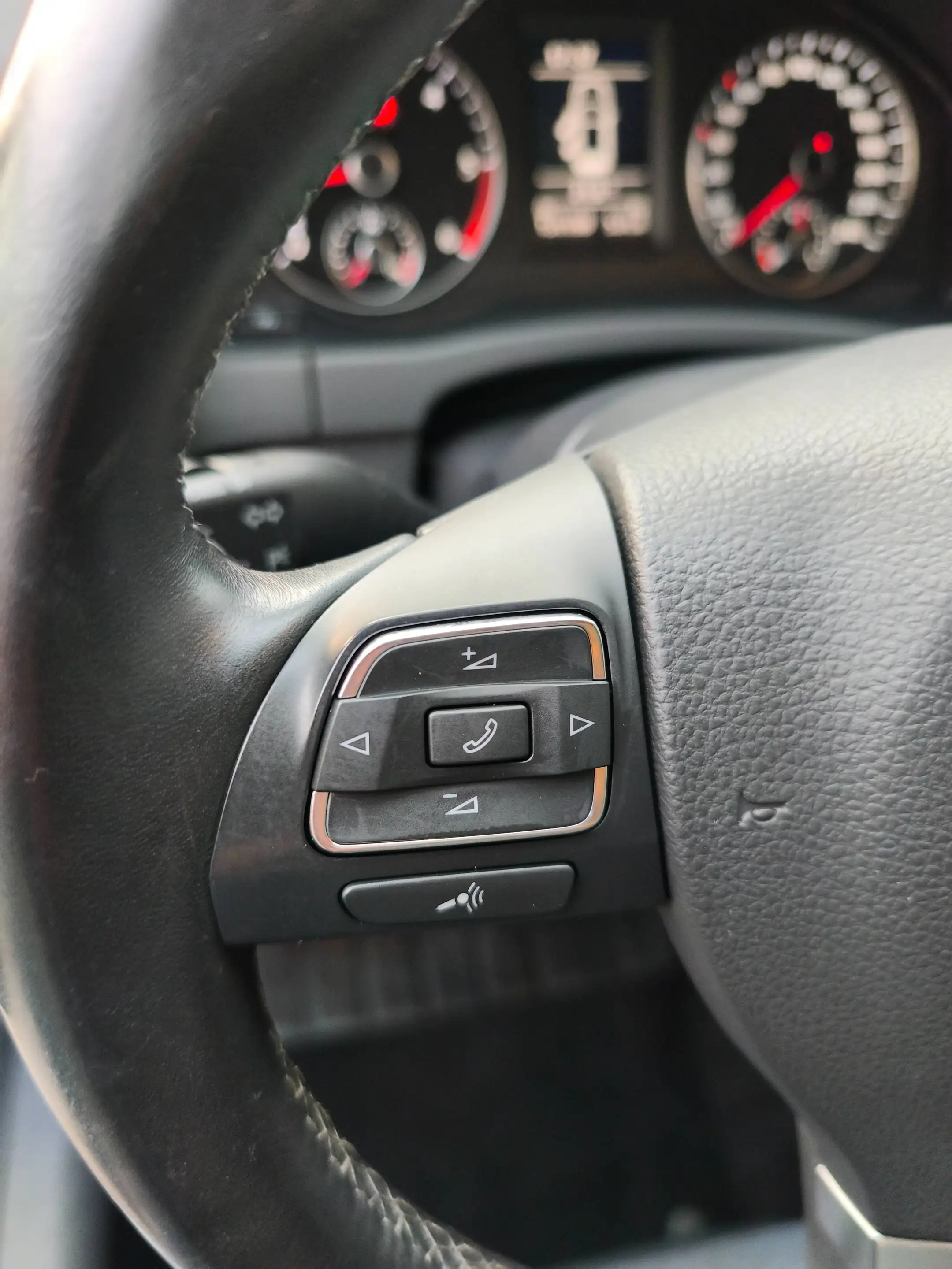 Volkswagen Golf Plus Style 1.6 TDI I.HAND/KLIMA/SHZ/PDC/TEMPOMAT/SERVICEGEPFLEGT/LS/ — photo 15
