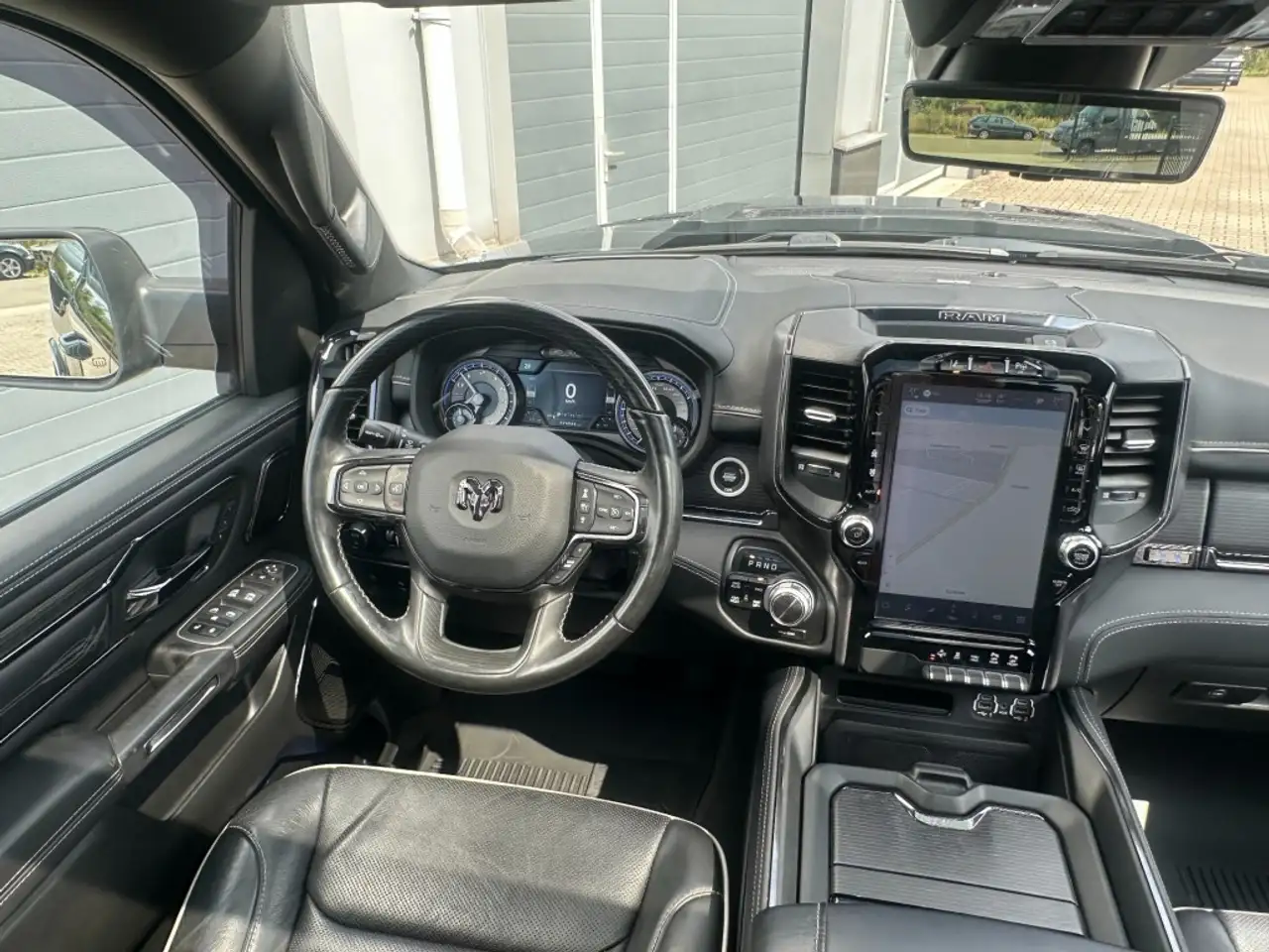 Dodge RAM 2023 — фото 13
