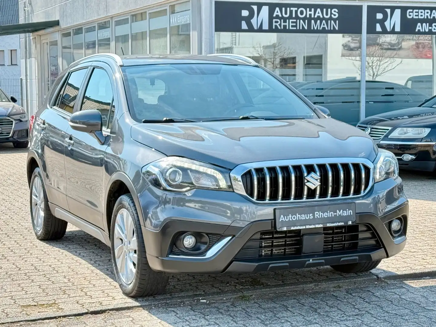 Suzuki SX4 S-Cross*Nav*Cam*Shz*Klimaauto*Tempomat*LED Šedá - 1