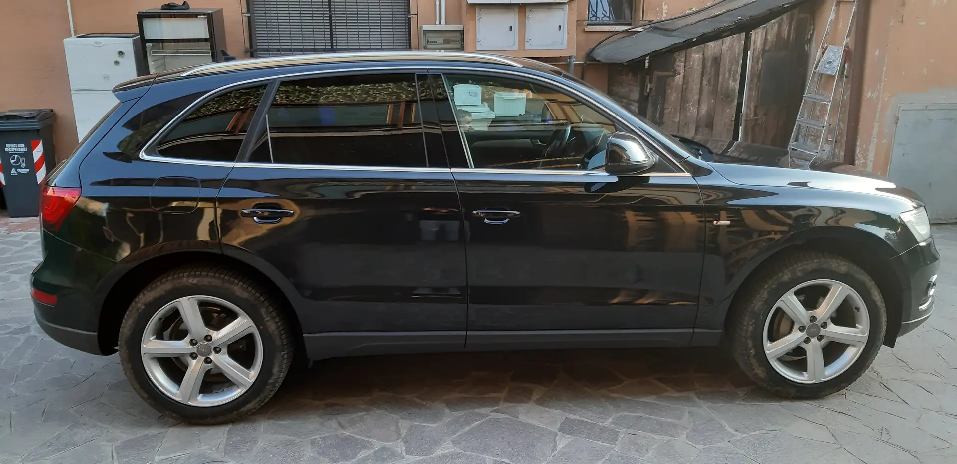 Audi Q5 Q5 I 2013 2.0 tdi Advanced Plus-Stronic Černá - 1