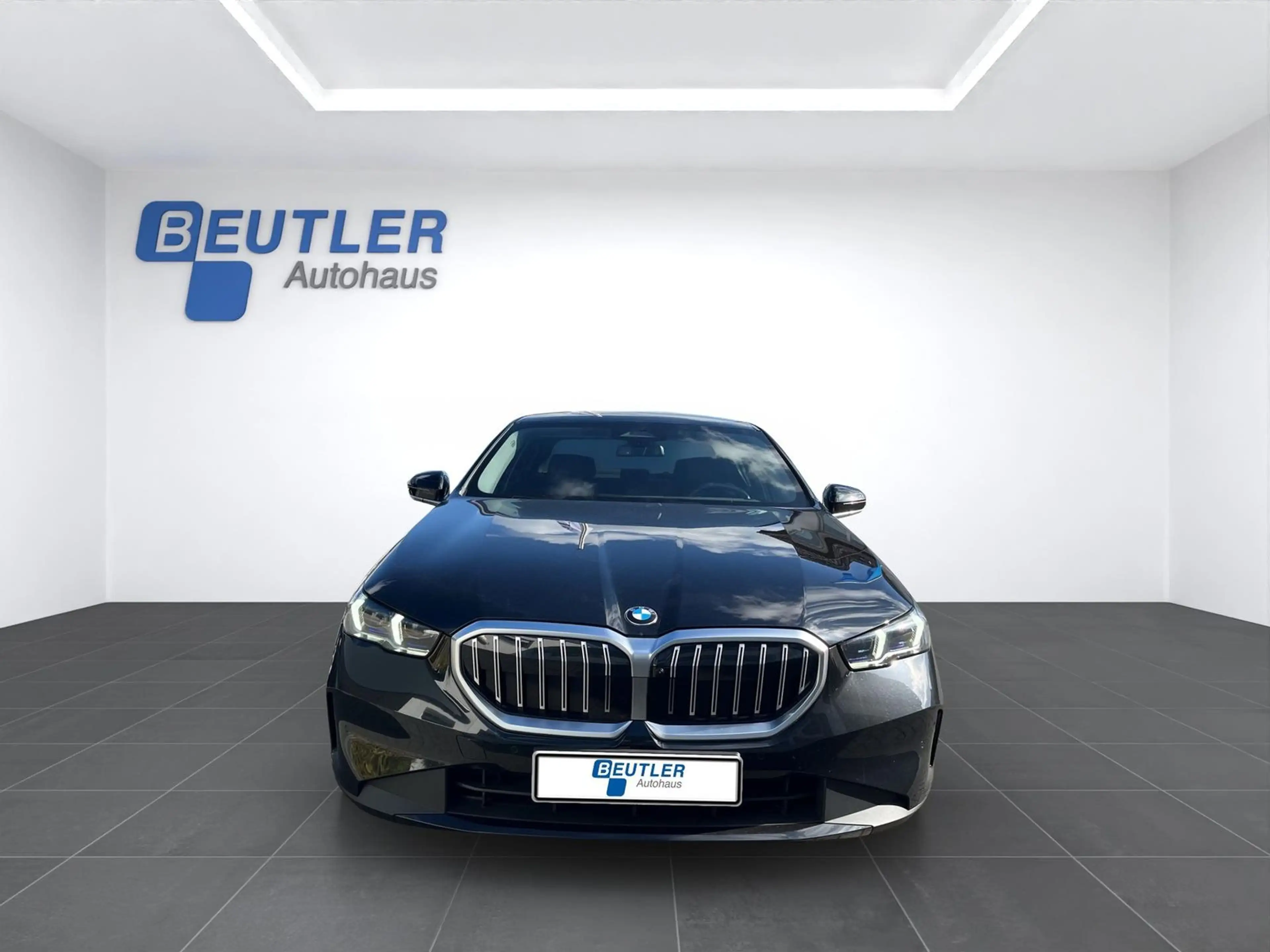 BMW 520 i Limousine aLED eSitze 360°Kam HUD — photo 9