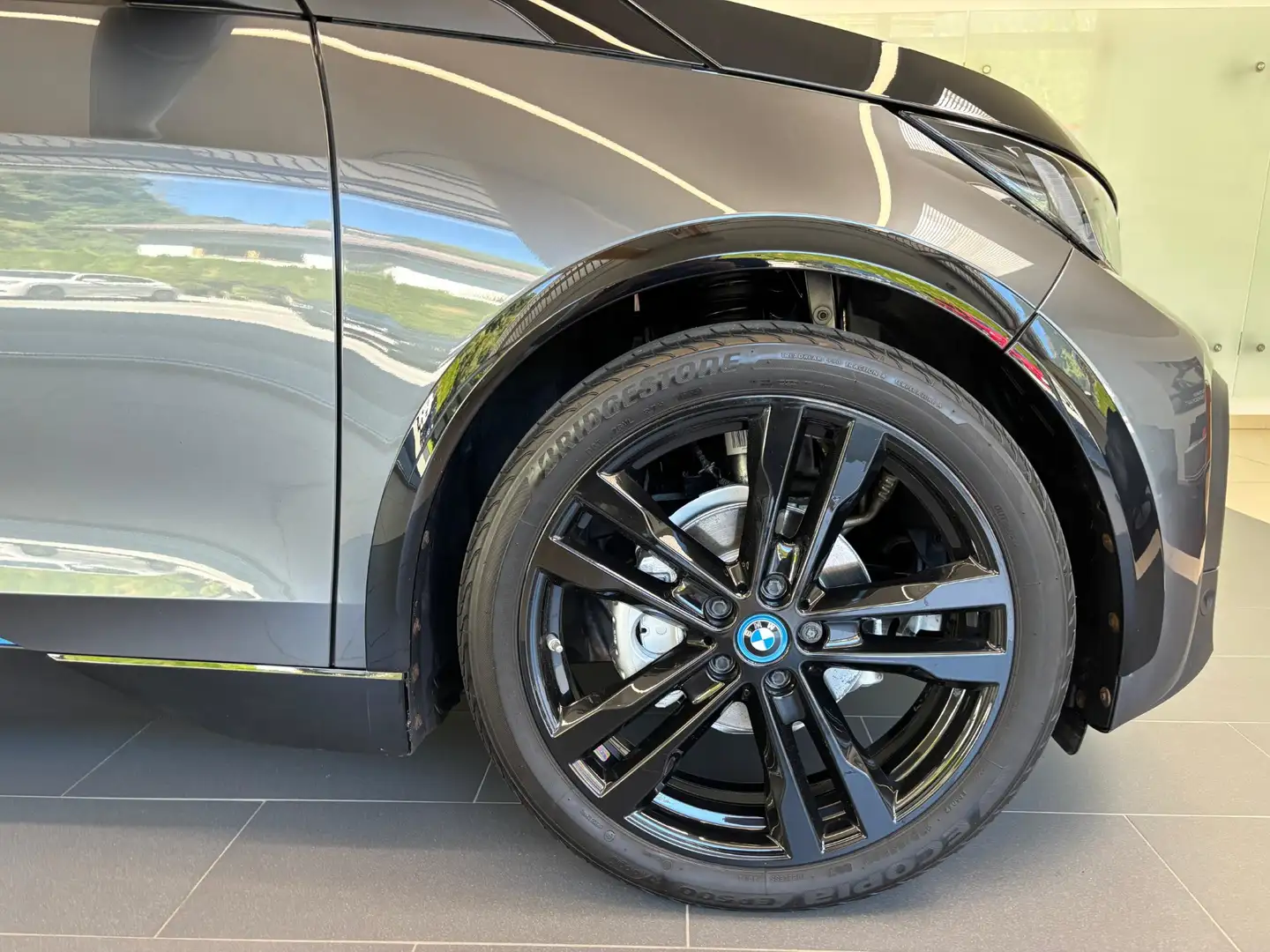 BMW i3 Grau - 2