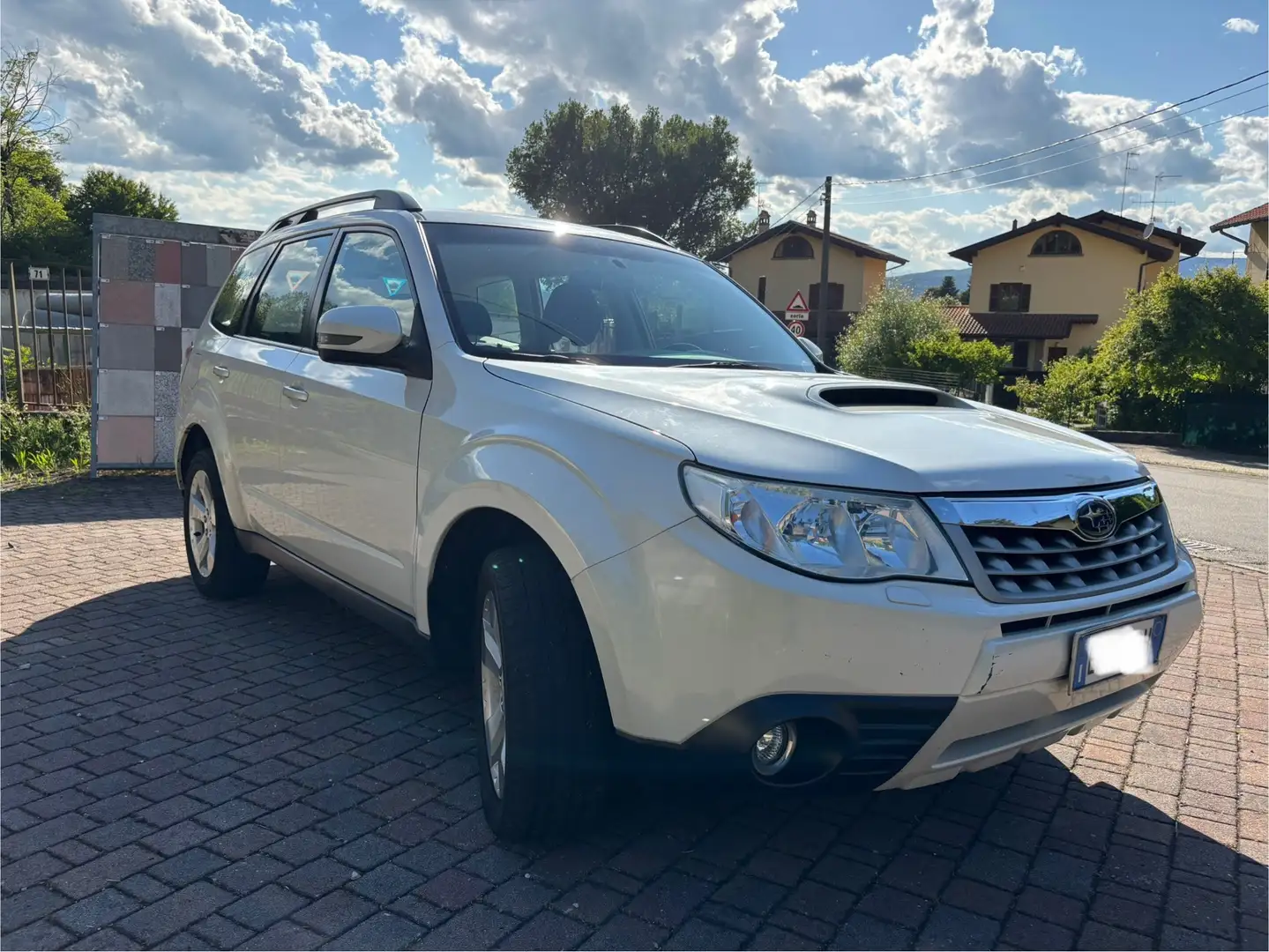 Subaru Forester 2.0d XS Trend - 1