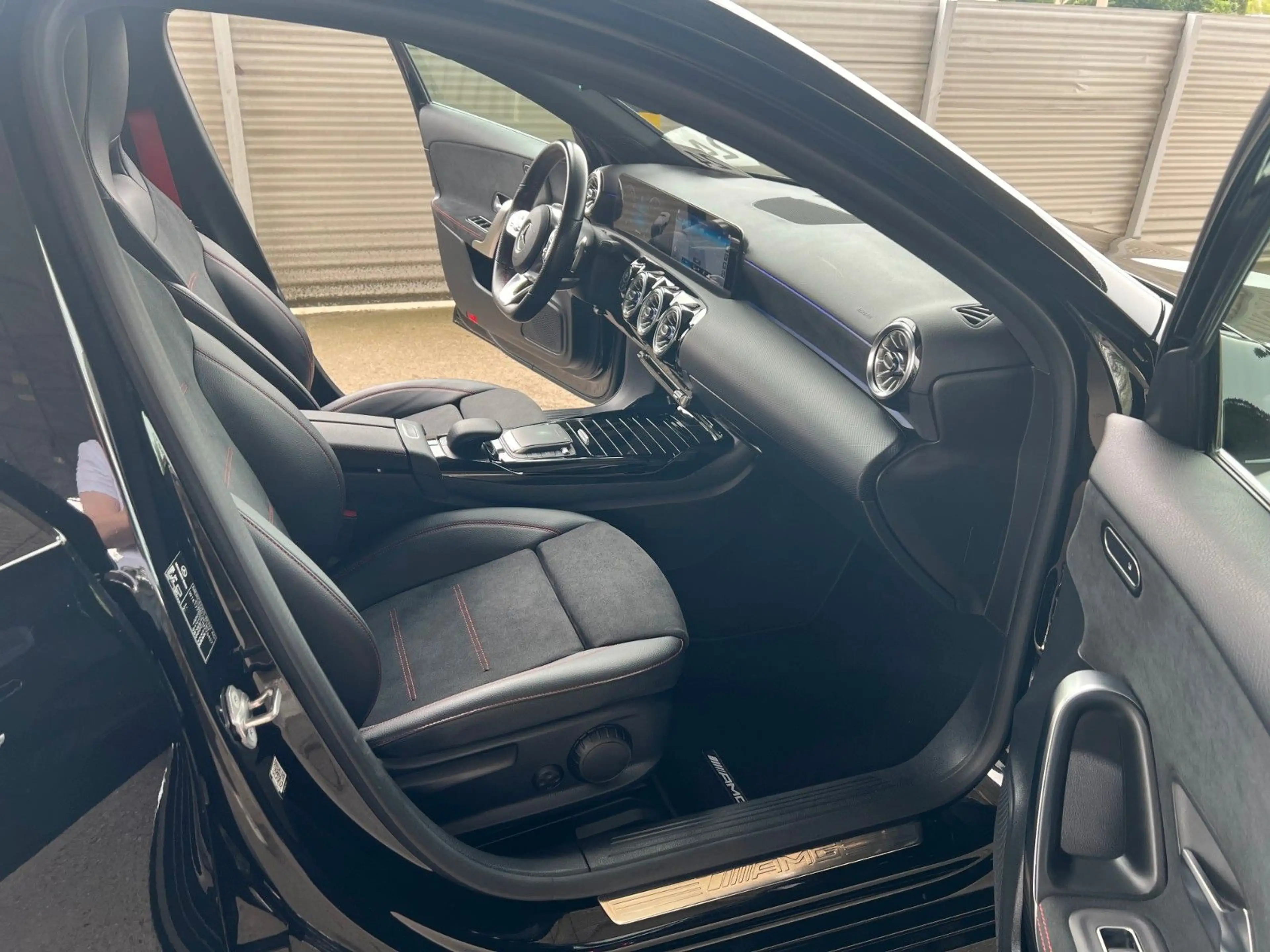 Mercedes-Benz A 45 AMG A45 AMG 4M+ SPEEDSHIFT DCT 8G LED DISTRONIC 360° — photo 11