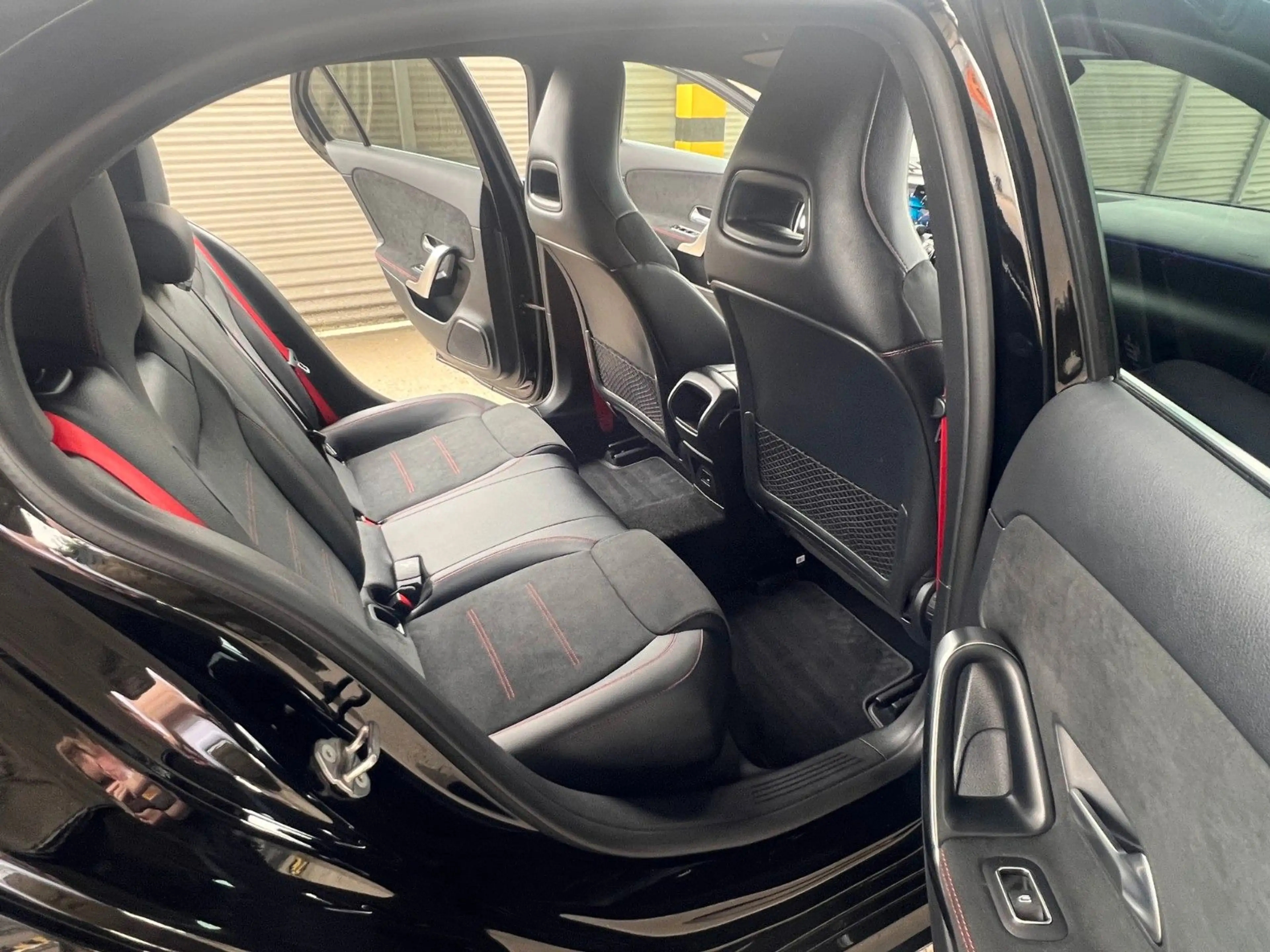 Mercedes-Benz A 45 AMG A45 AMG 4M+ SPEEDSHIFT DCT 8G LED DISTRONIC 360° — photo 12