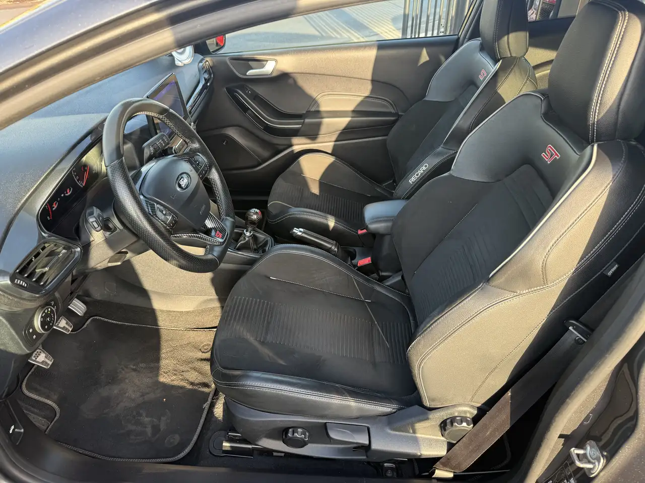 Ford Fiesta 1.6 ST 200cv 3 porte FORD PERMORMANCE, миниатюра 5