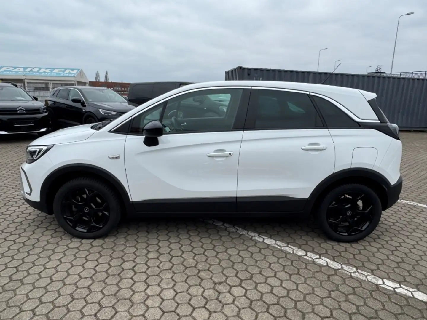 Opel Crossland Elegance 1.2 Turbo mit AHK Weiß - 2