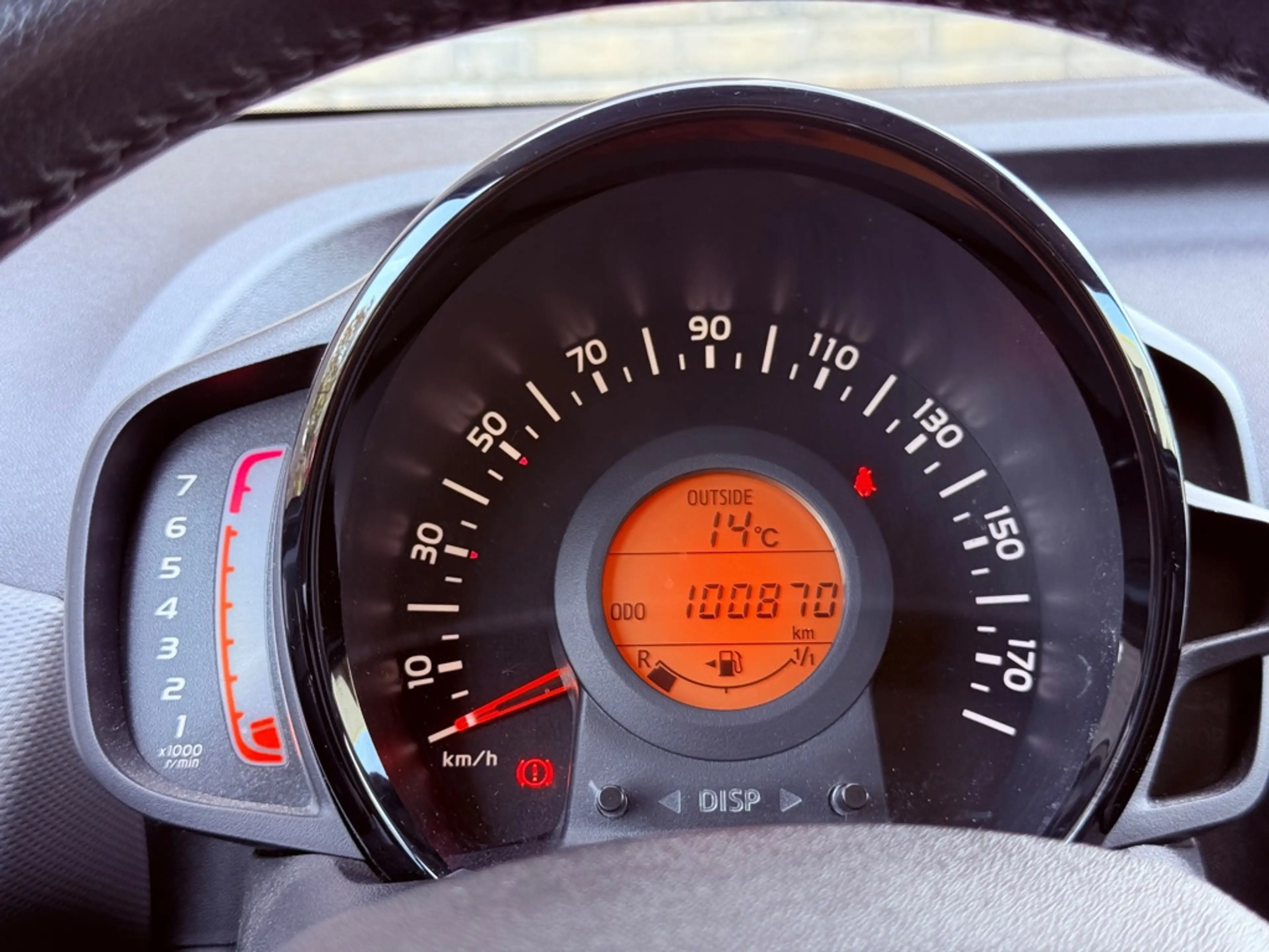Peugeot 108 1.0 e-VTi Allure Carplay Cruise control — photo 10