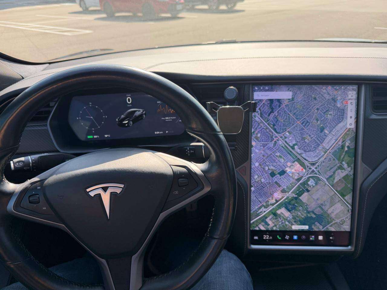 2019 Tesla Model S Performance thumb 17