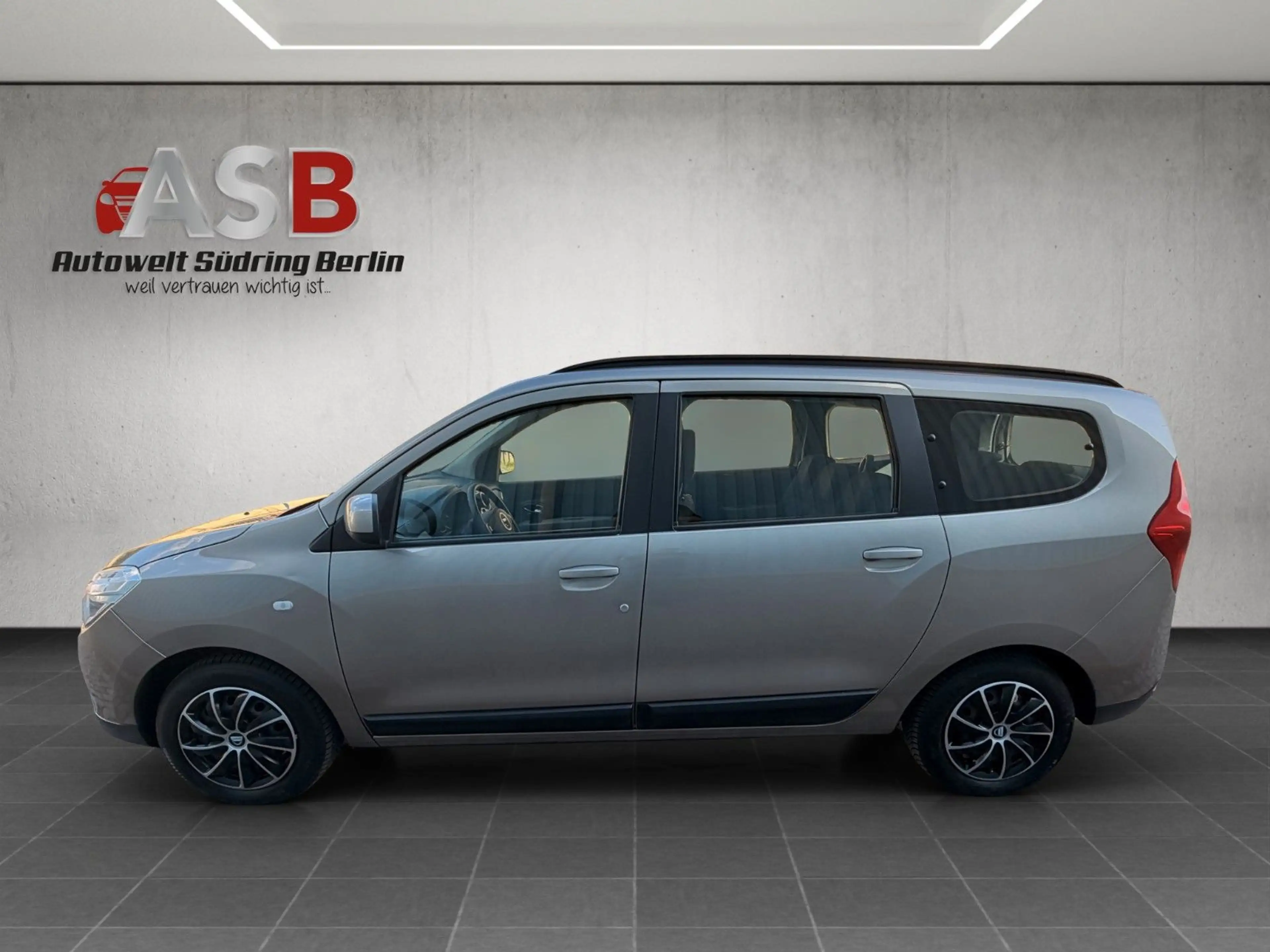 Dacia Lodgy Laureate*7-Sitzer*Klima*1.Hand — photo 6