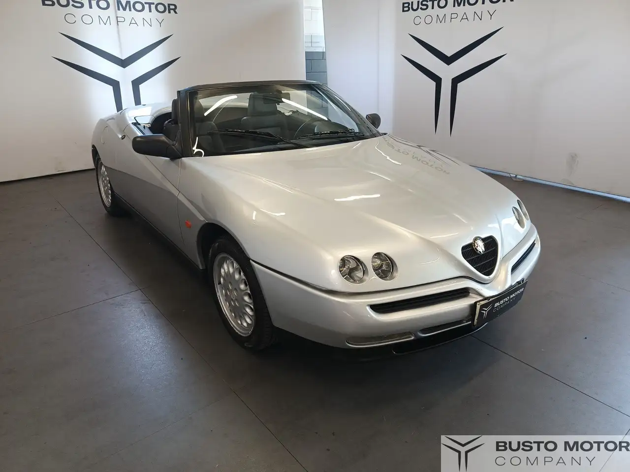Alfa Romeo Spider 2.0 ts 16v, foto 1