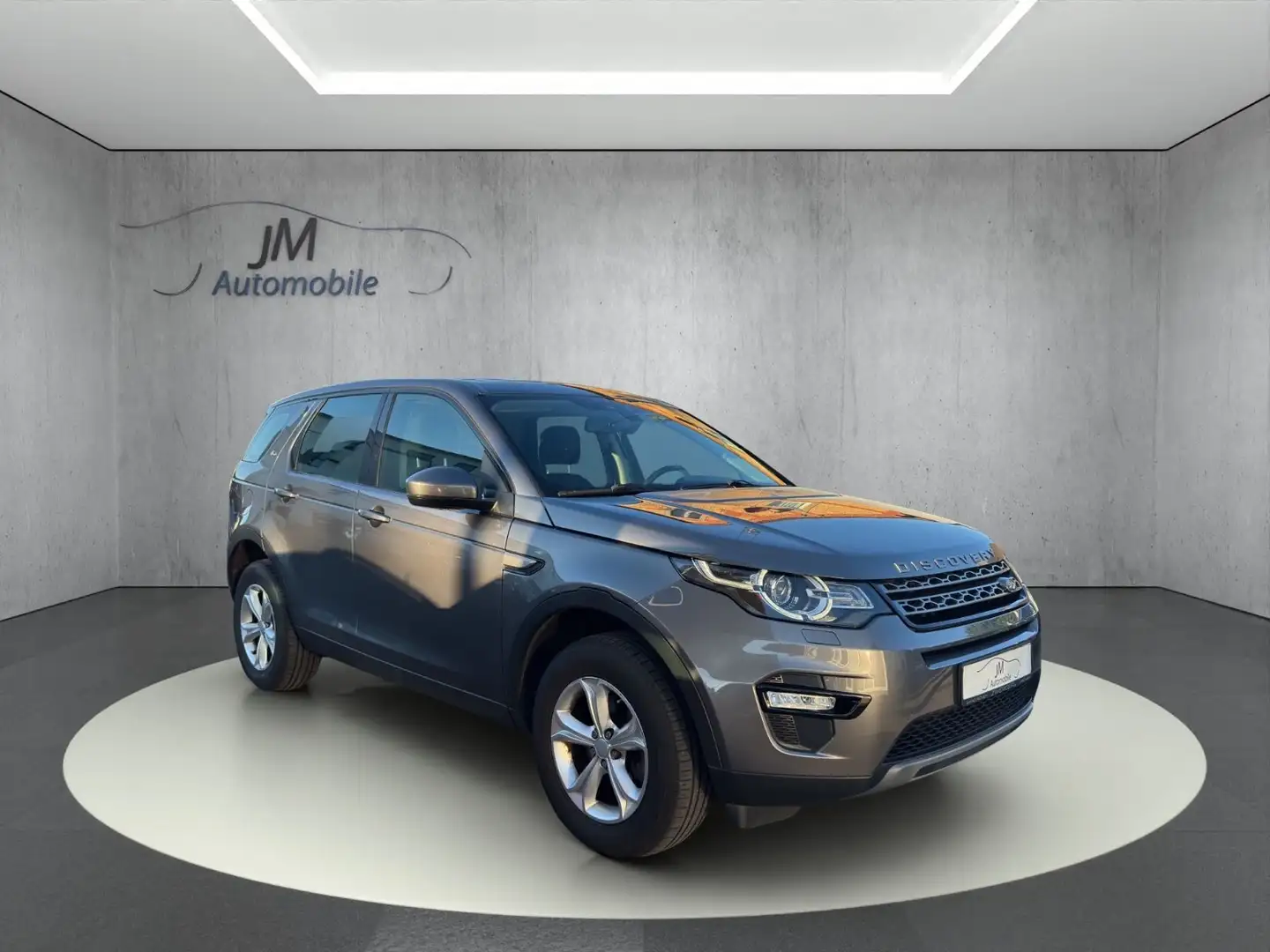 Land Rover Discovery Sport TD4 110kW 4WD SE Grijs - 1