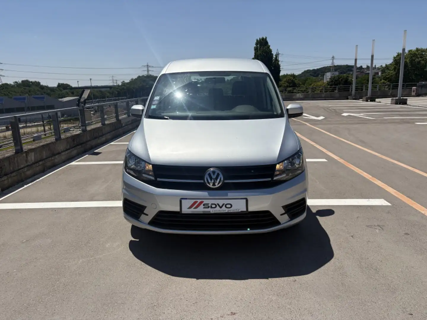 Volkswagen Caddy 1.0 TSI 102CH TRENDLINE EURO6D-T 5CV Grijs - 1