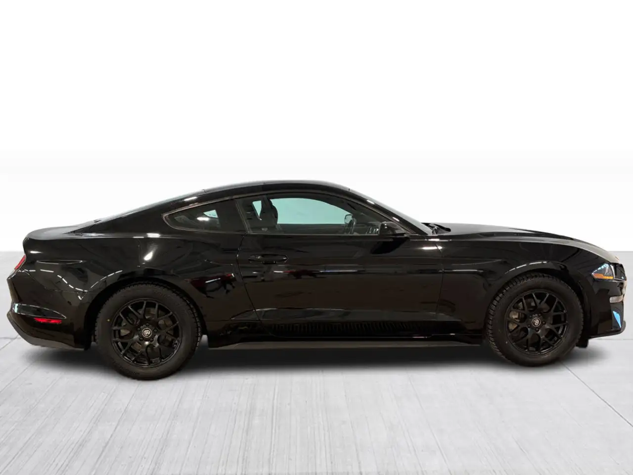Ford Mustang снимка Ford Mustang